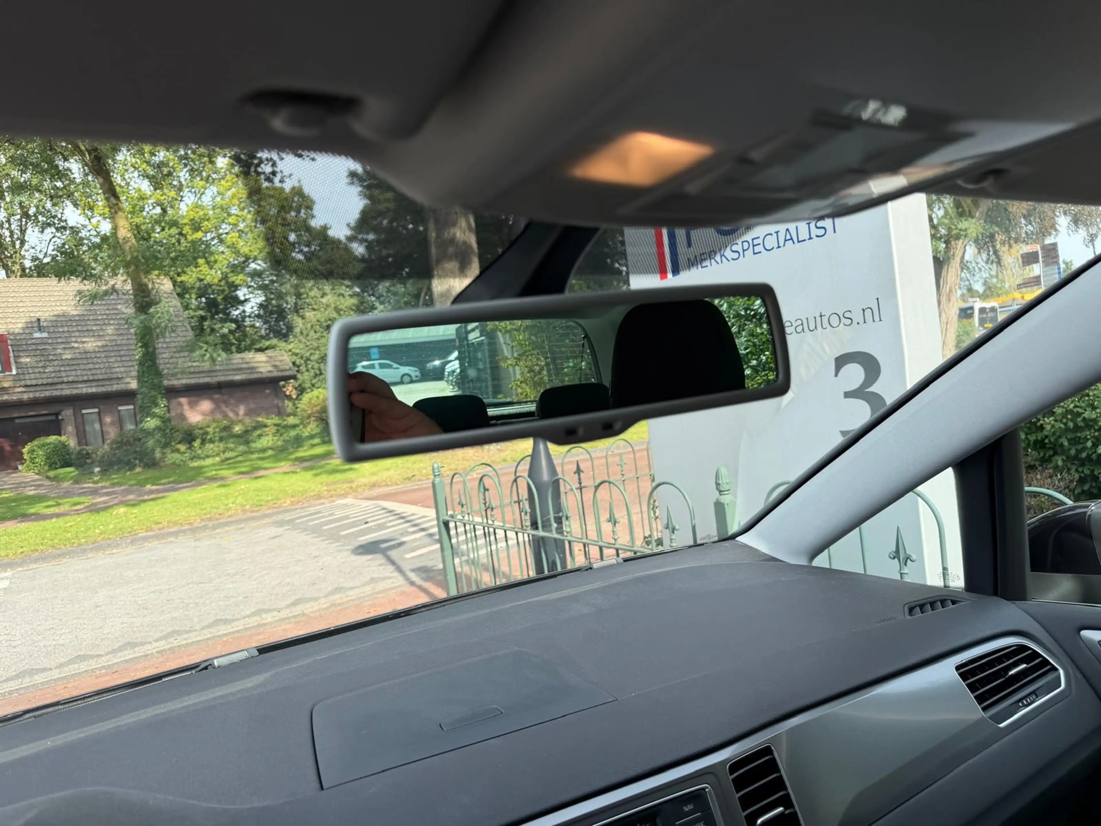 Volkswagen Golf Sportsvan 1.2 TSI Highline — photo 15