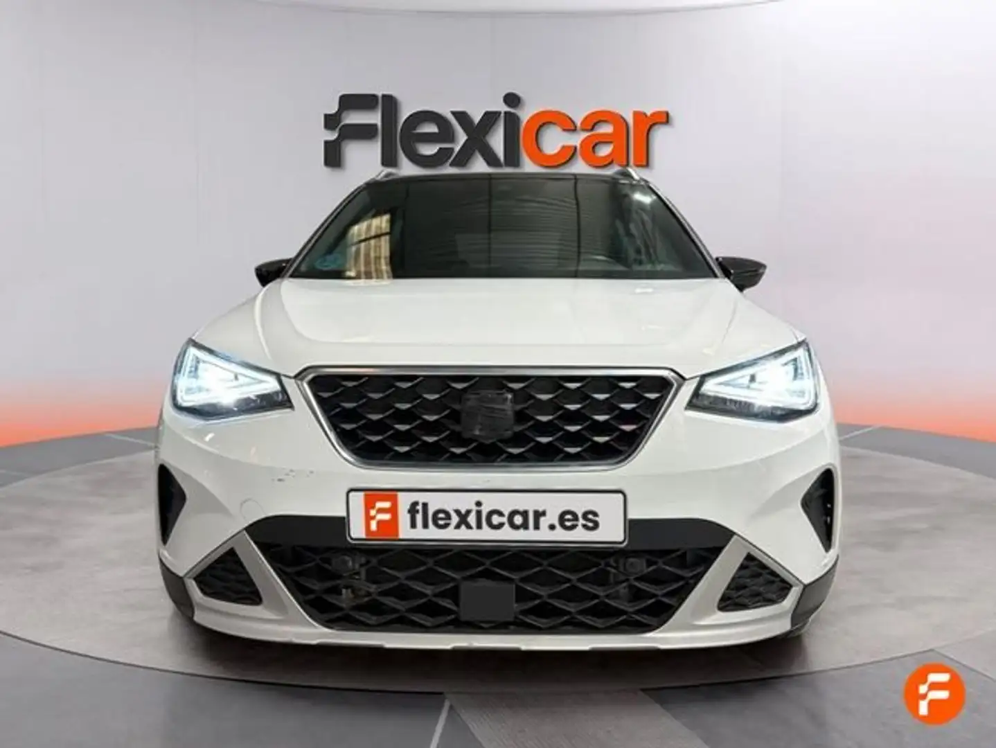SEAT Arona 1.5 TSI 110kW (150CV) DSG FR Special Ed Blanco - 2