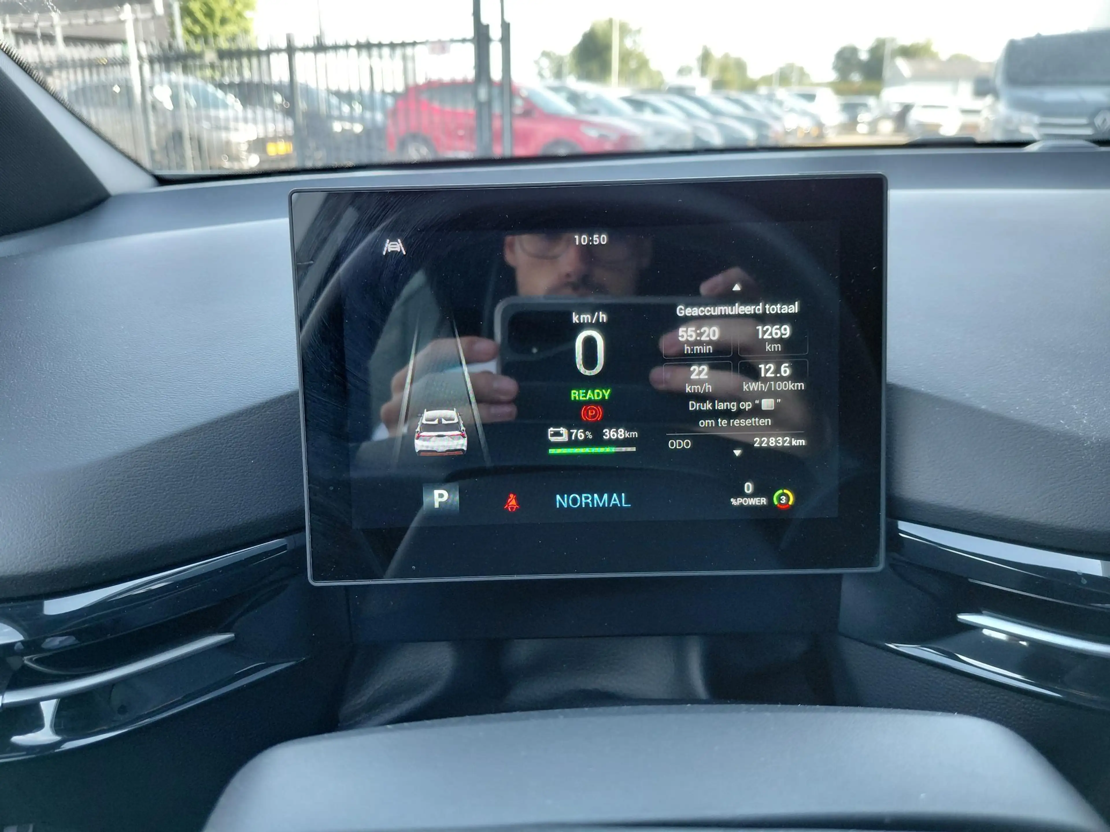 MG MG4 Luxury 64 kWh — photo 15