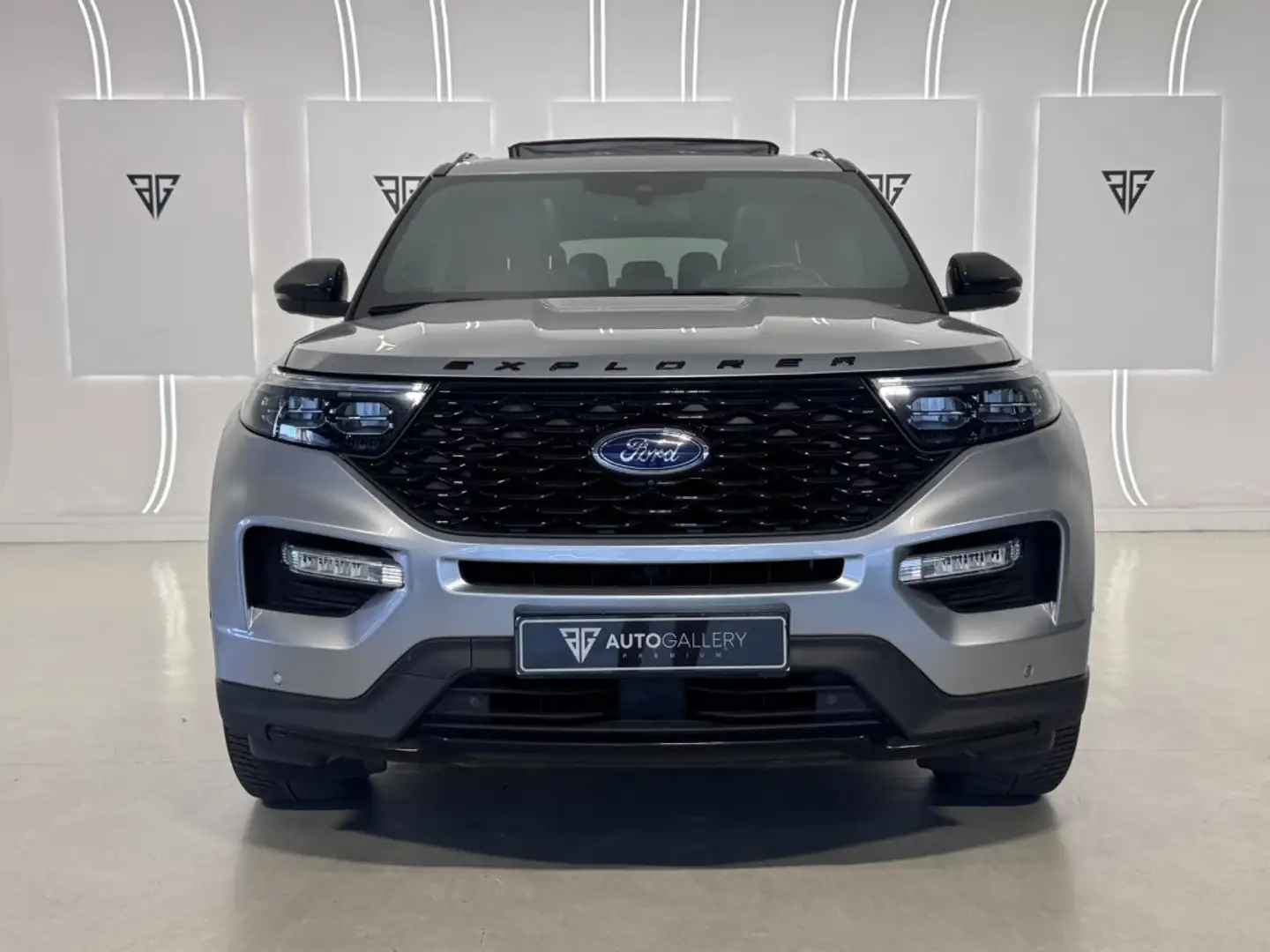 Ford Explorer 3.0 PHEV ST-Line AWD 450 Plateado - 2