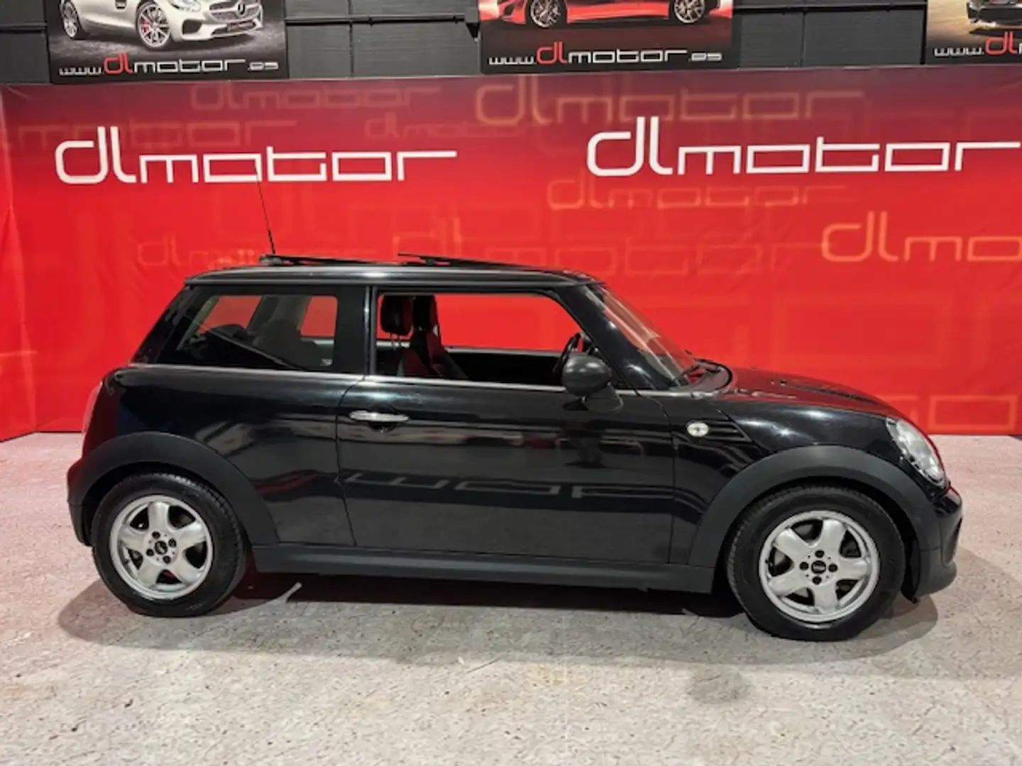 MINI One Pequeño Automático de 3 Puertas Negro - 2