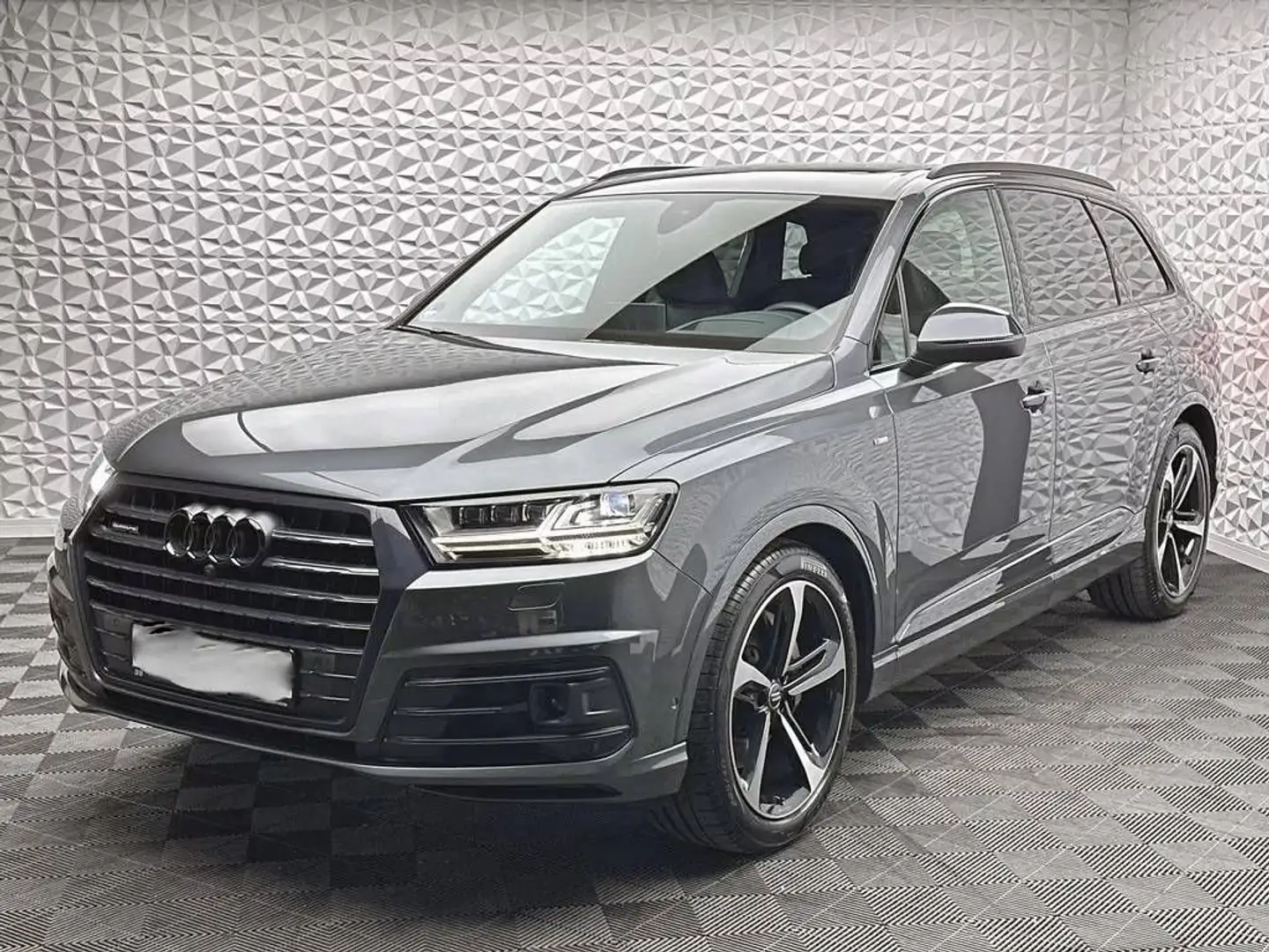 Audi Q7 50 TDI QUA/S-LINE/7 PLACES/SIÈGES CHAUFFANTS/BOSE/PANO Gris - 1