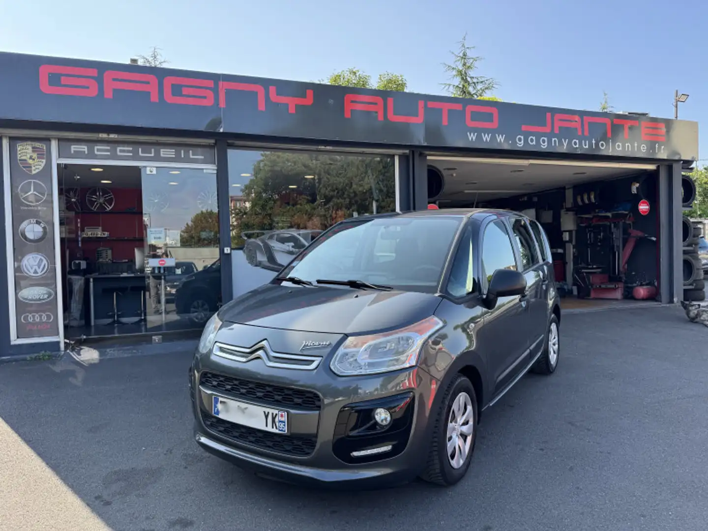 Citroen C3 Picasso 1.4 VTI ATTRACTION Gris - 1