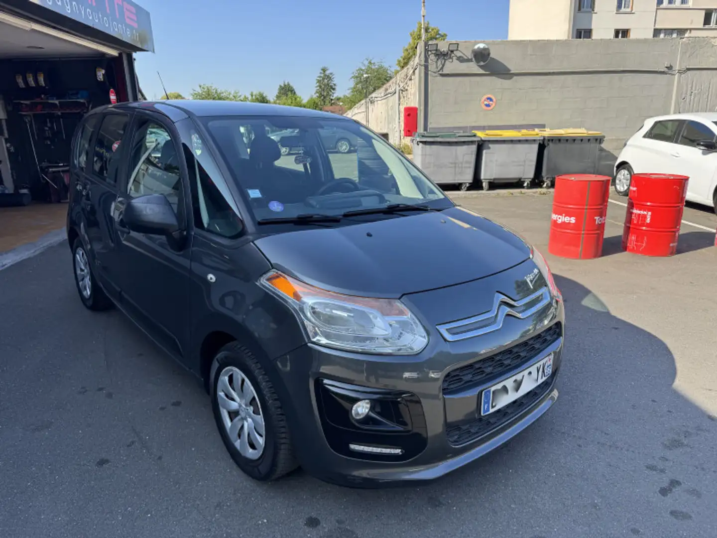 Citroen C3 Picasso 1.4 VTI ATTRACTION Gris - 2