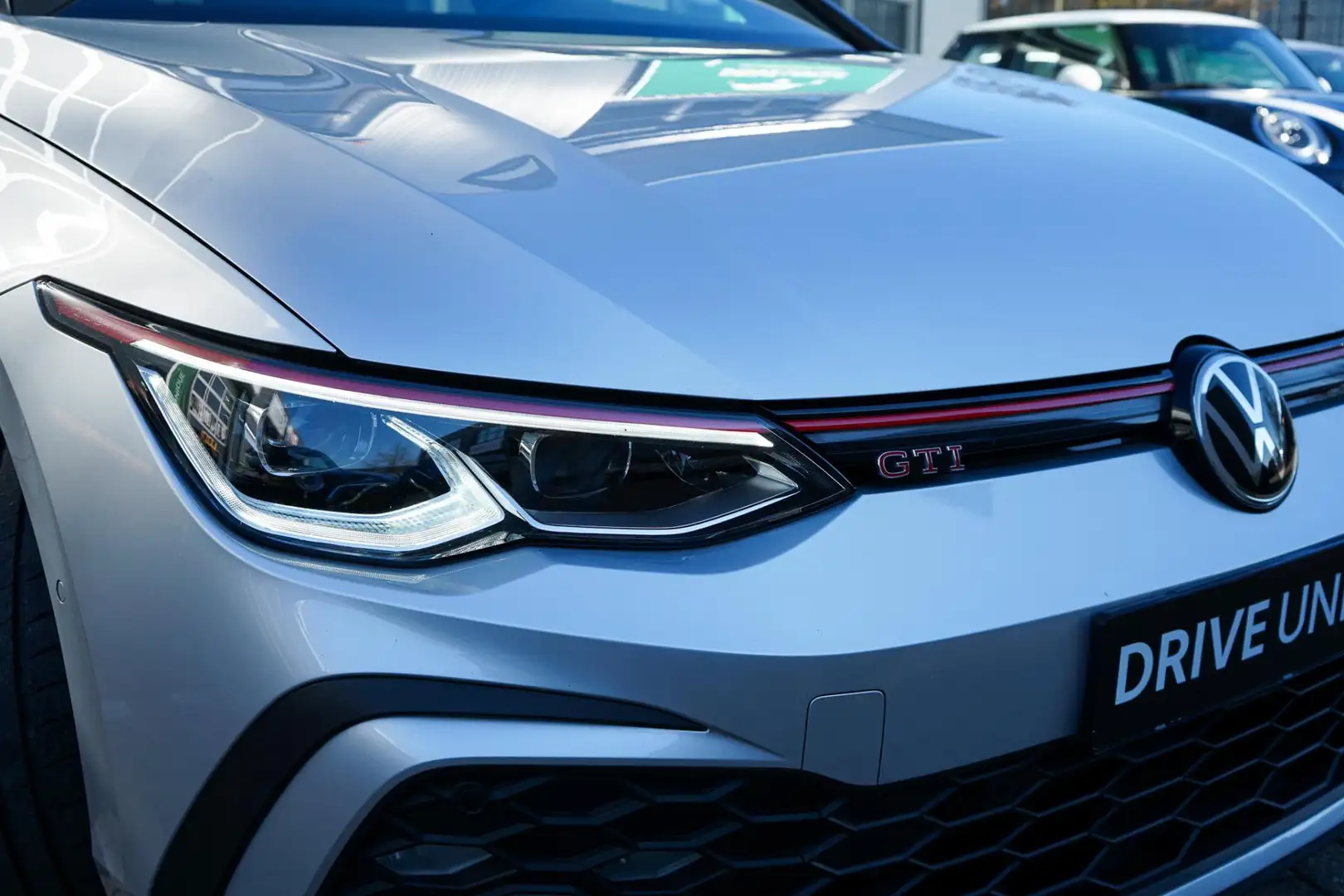 Volkswagen Golf GTI 2.0 TSI | Kuipstoelen | Carplay | Camera | Adaptiv Gris - 2