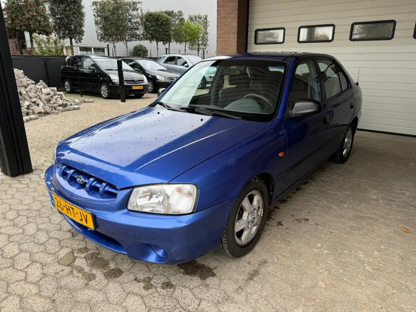 Hyundai ACCENT 1.3i 5-deurs airco 2e eigenaar APK 12-26 Bleu - 1
