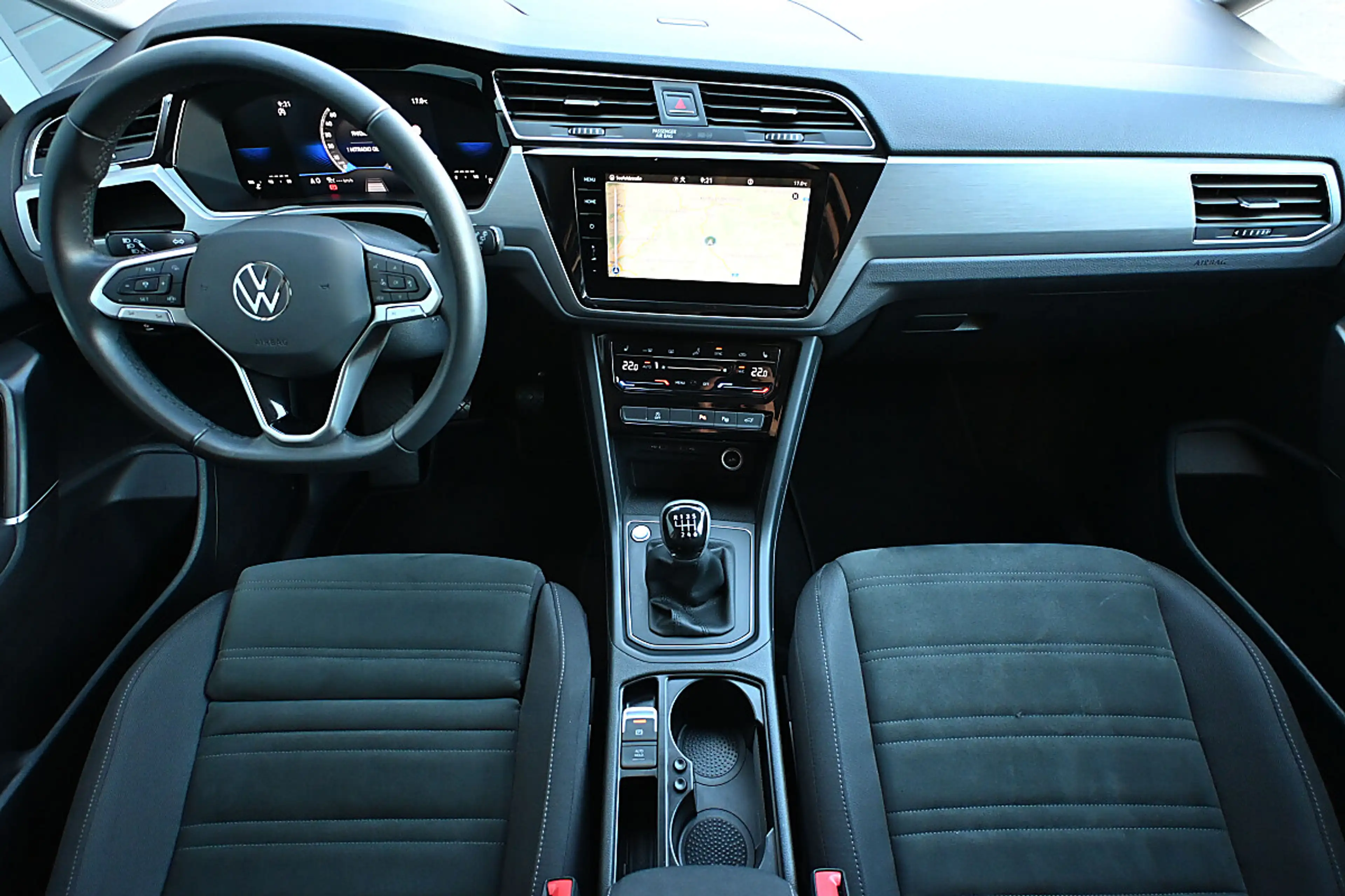 Volkswagen Touran Comfortline 2,0 TDI ACC, LED, Navi, eKlappe, To... — photo 12