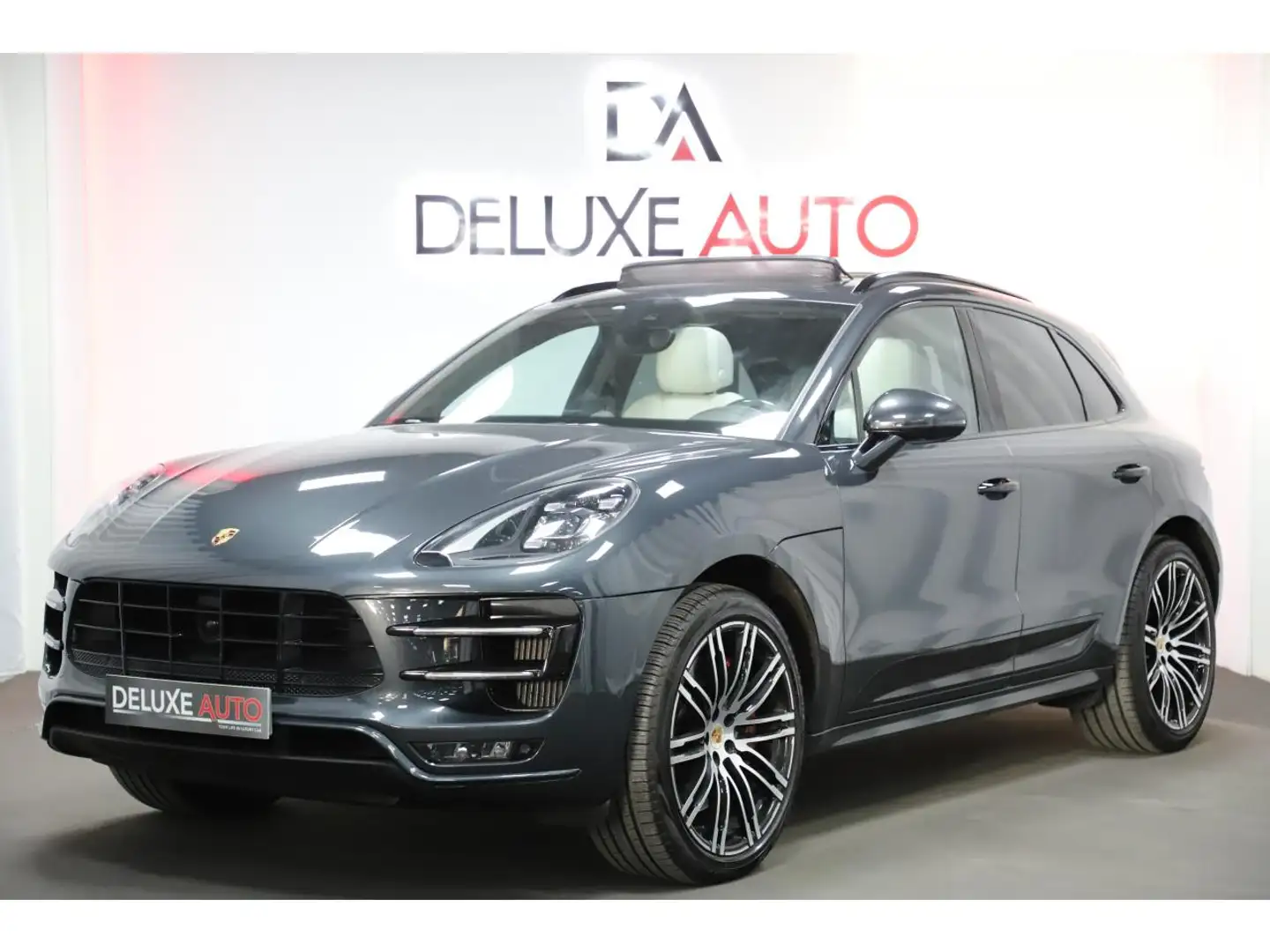 Porsche Macan Turbo Pack Performance 440 PDK Gris - 1