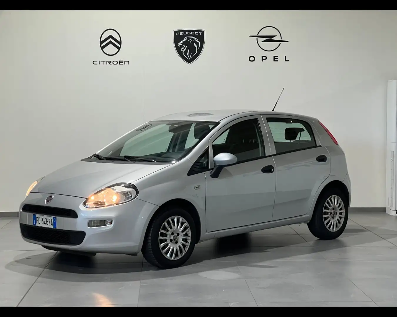 Fiat Punto III 2012 -  5p 1.4 easypower Lounge Gpl E6 Argent - 1