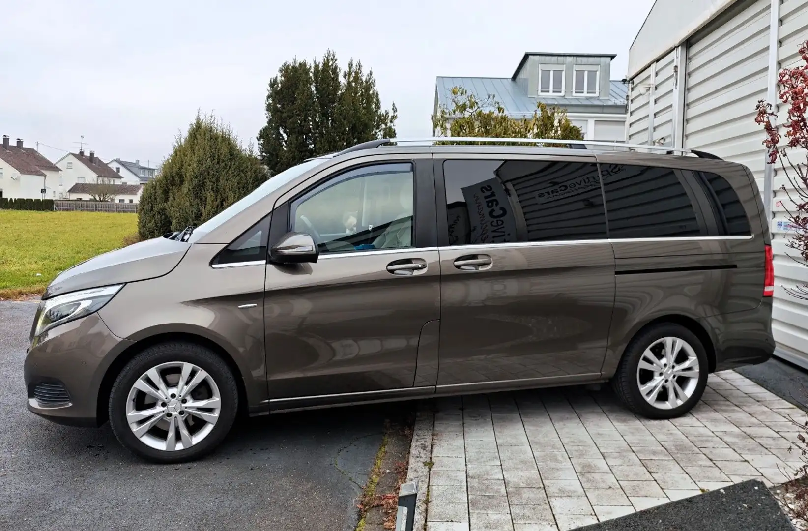 Mercedes-Benz V 250 V250d 4M Pano Burm Standhz Leder 360° AHK ILS !! Grau - 2