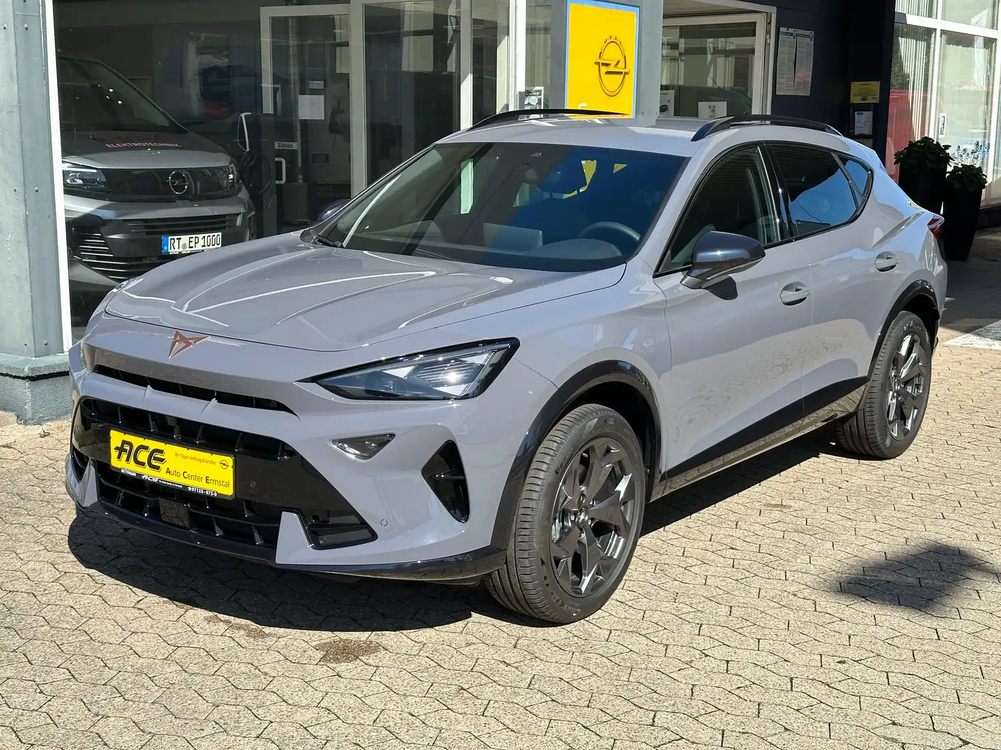 CUPRA Formentor 1.5*Kamera*PDC*SHZ* Gris - 1