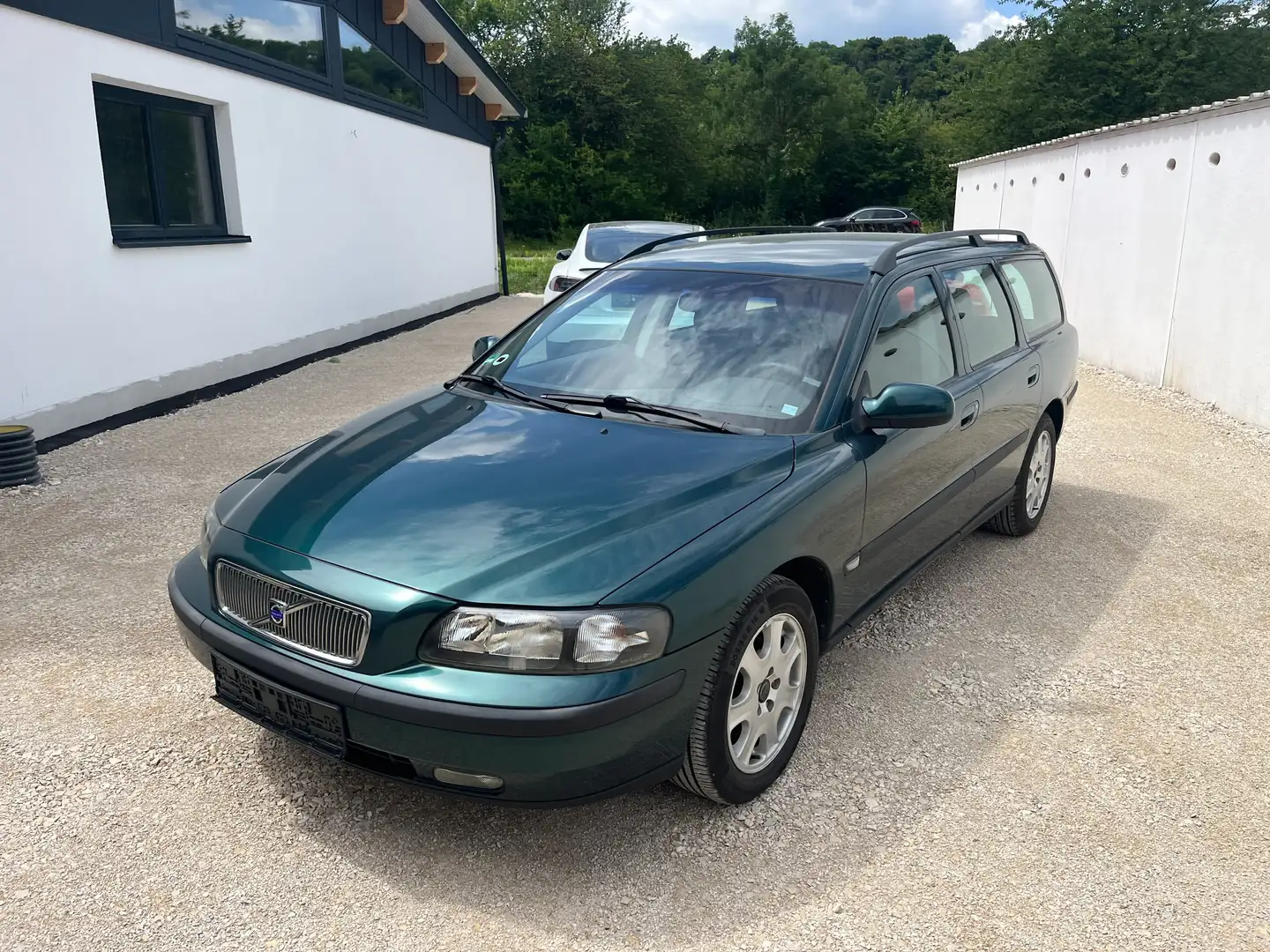 Volvo V70 V70 2.4 Comfort Vert - 2