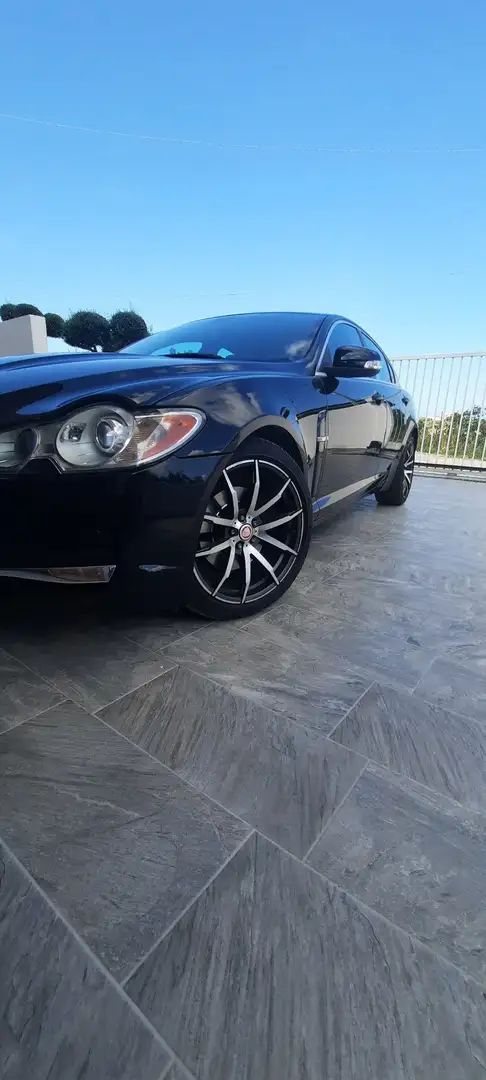 Jaguar XF 2.7d Premium Luxury auto - 2