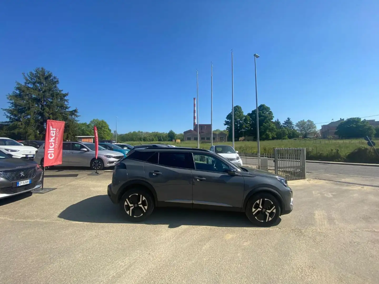 Peugeot 2008 *PROMO* PureTech 100 S&S Allure Gris - 2