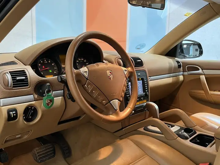 Porsche Cayenne 2006, foto 10