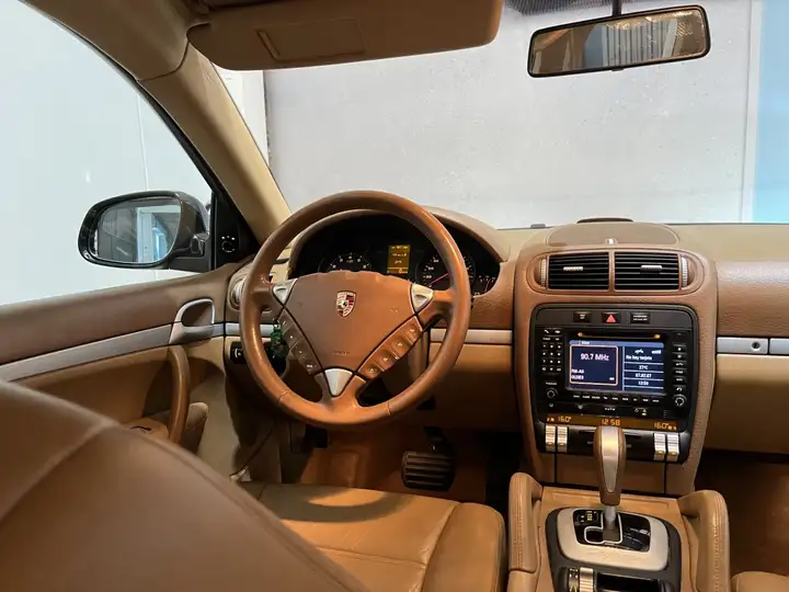 Porsche Cayenne 2006, foto 13