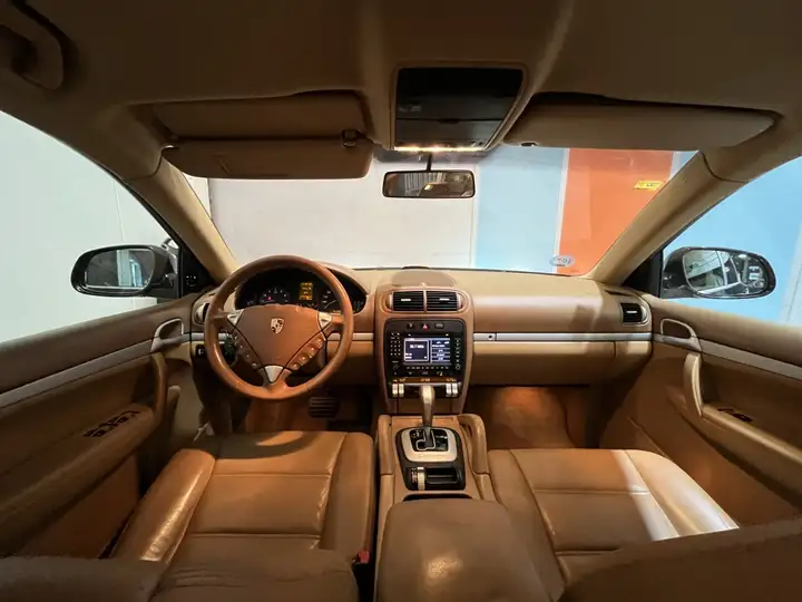 Porsche Cayenne 2006, foto 12