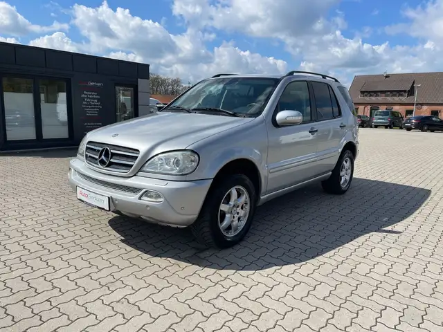 Mercedes-Benz ML 400 CDI AHK abnehmb. BI-Xenon 155.878 KM