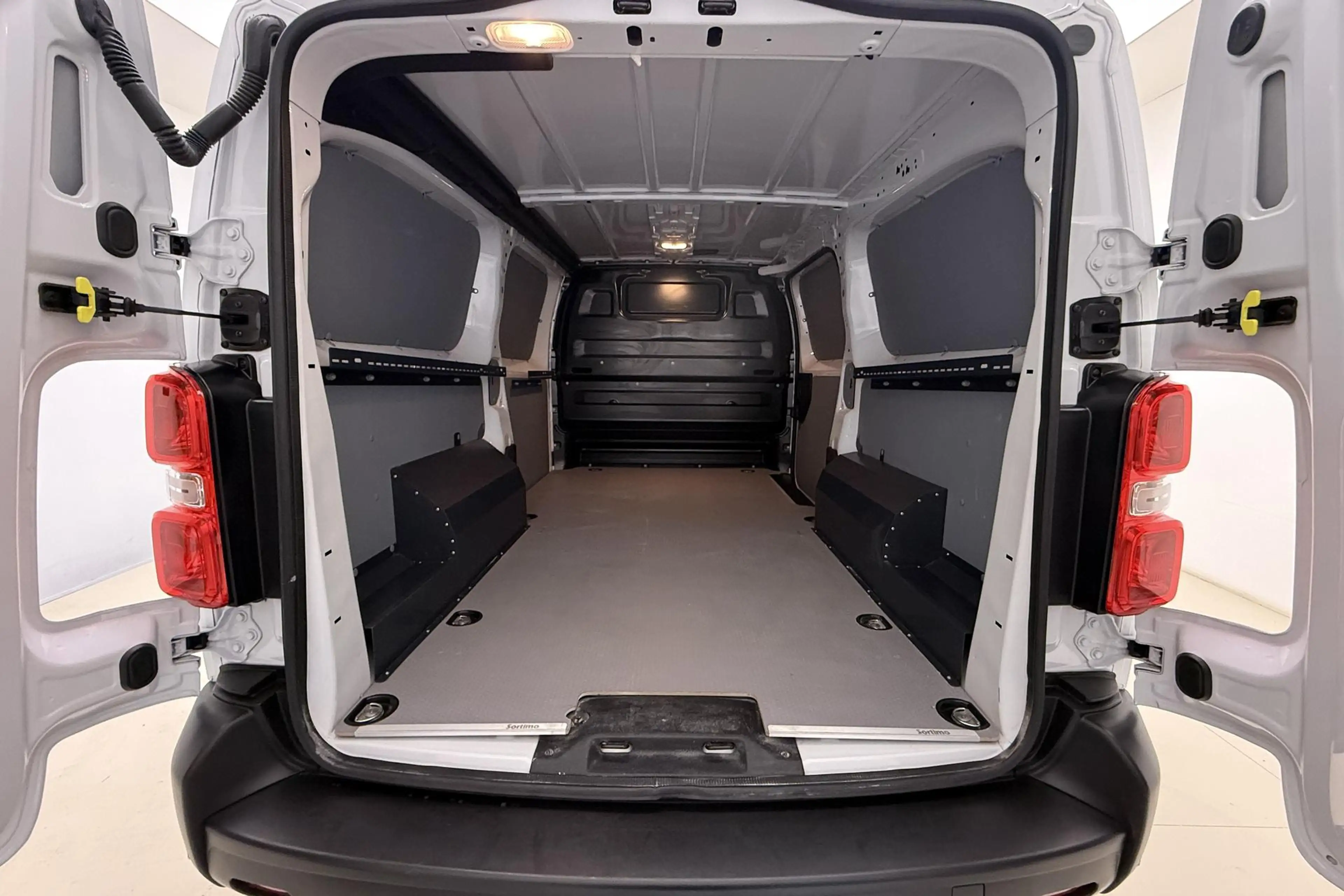 Fiat Scudo 2.0 Diesel 145pk L3 | Navigatie | 3 Zitplaatsen | — photo 11