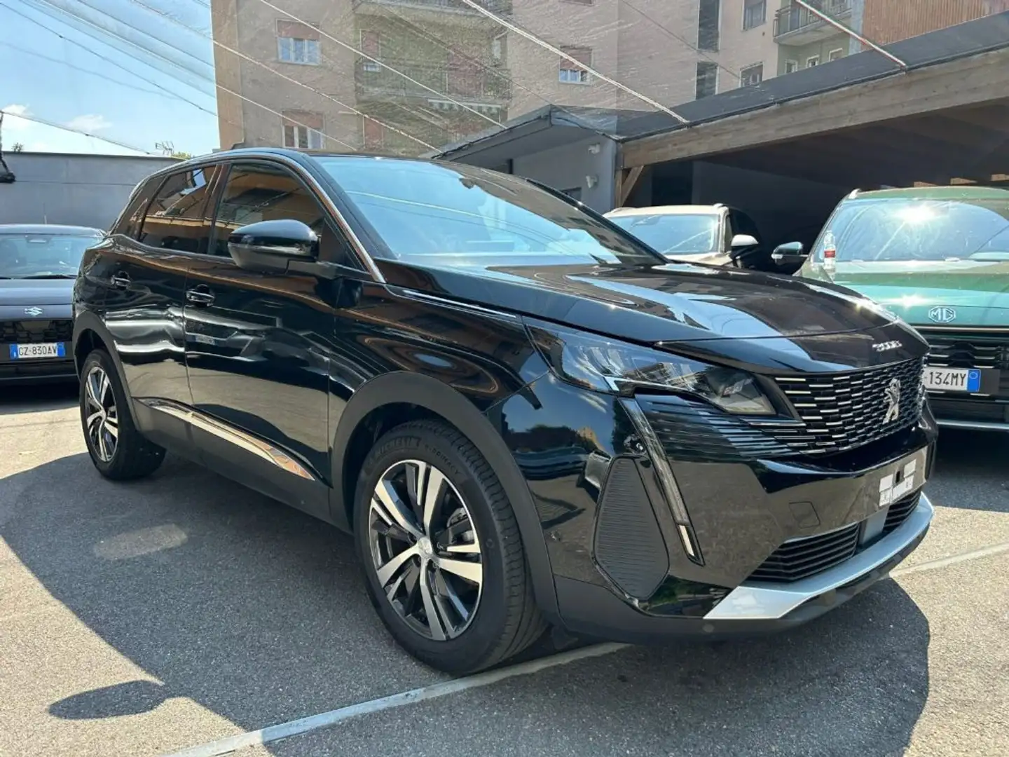 Peugeot 3008 PureTech Turbo 130 Allure Pack Nero - 2