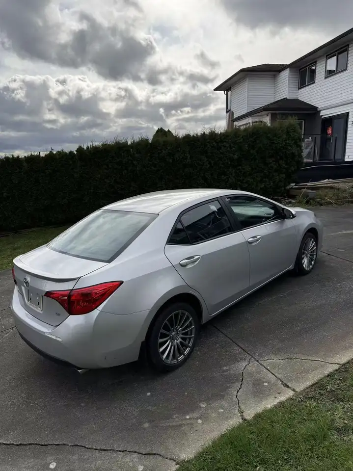 Toyota Corolla снимка Toyota Corolla