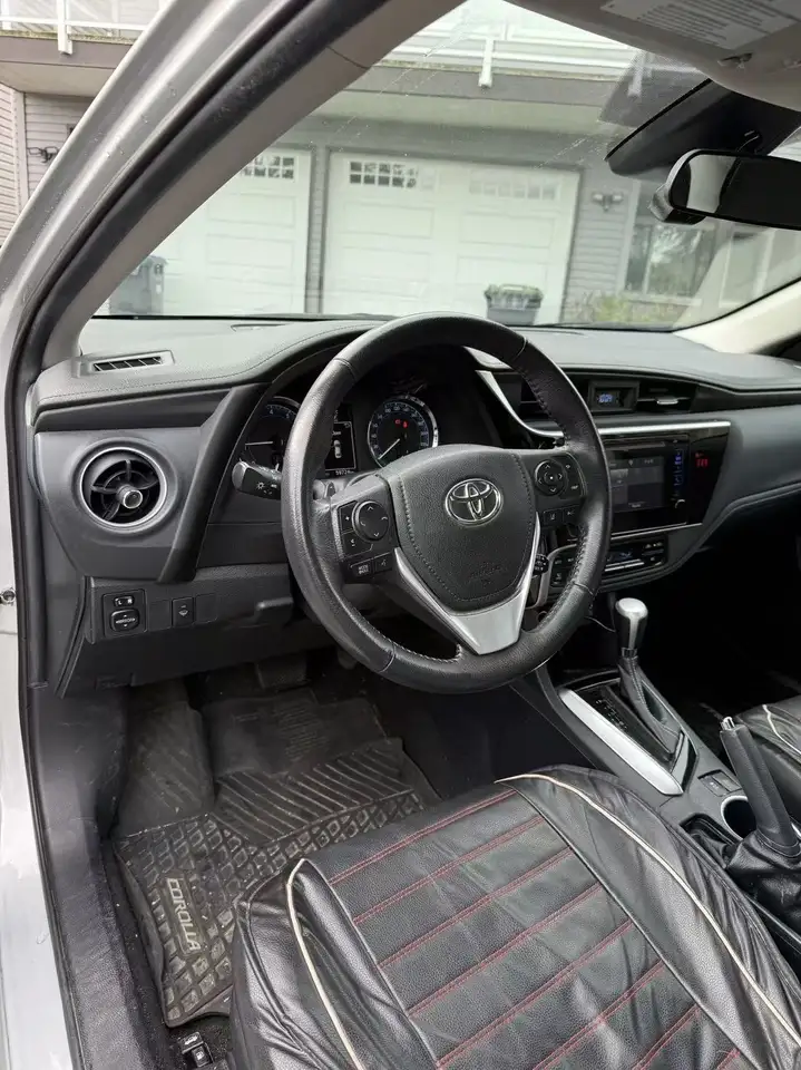 Toyota Corolla снимка Toyota Corolla