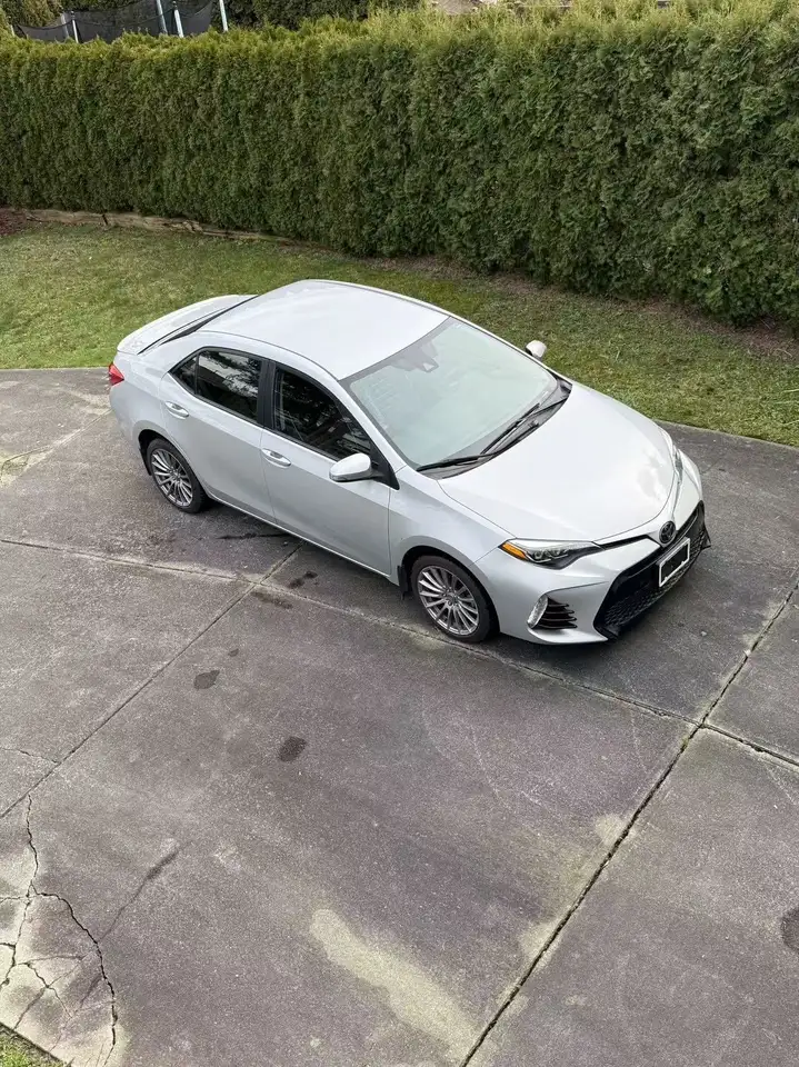 Toyota Corolla снимка Toyota Corolla