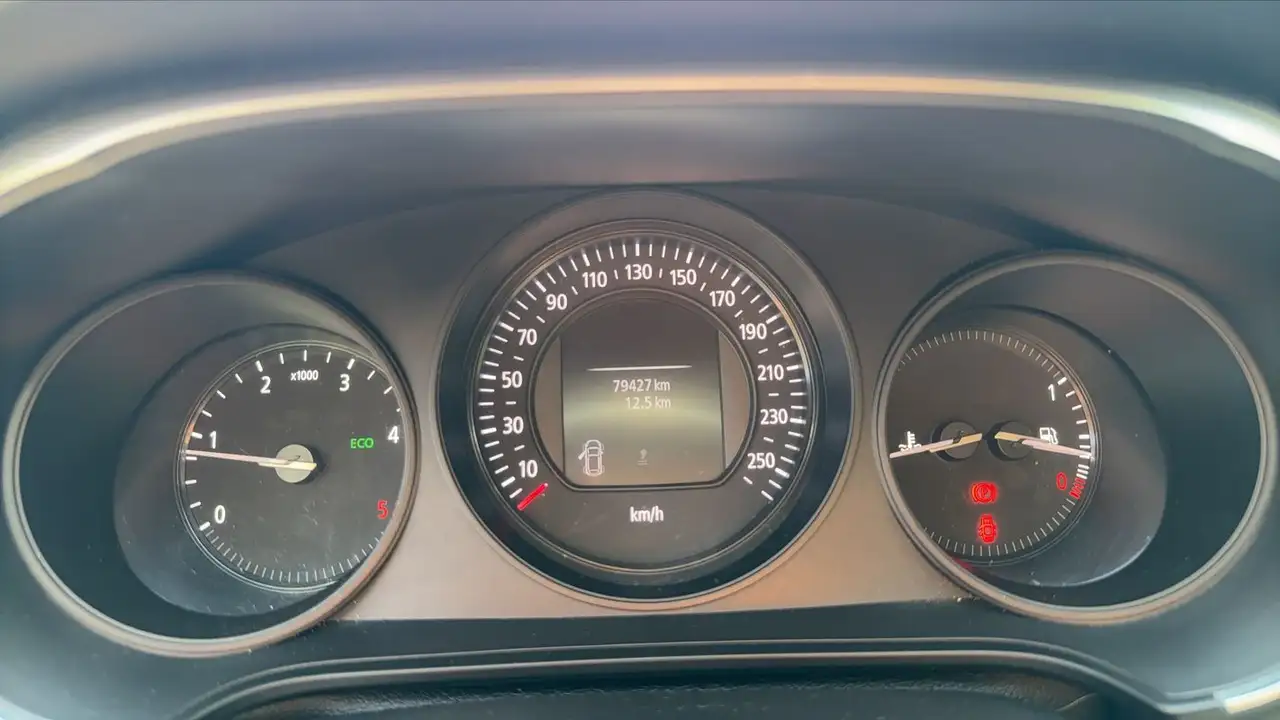Renault Megane Berline — photo 12