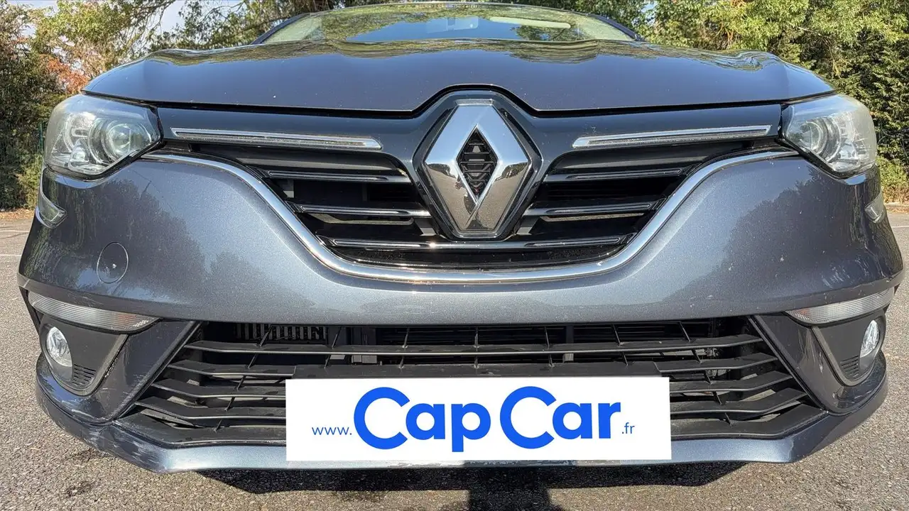 Renault Megane Berline — photo 20