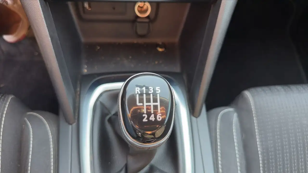 Renault Megane Berline — photo 27