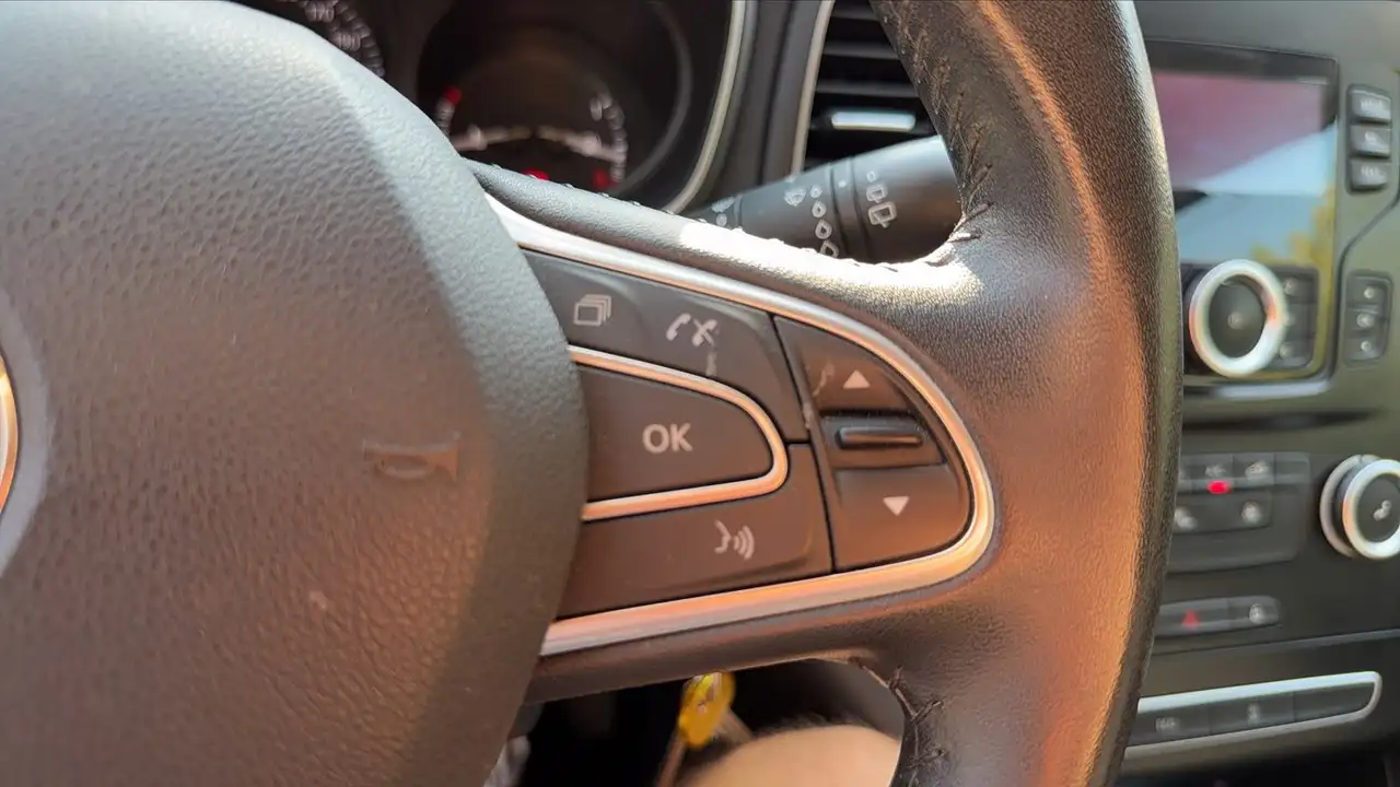 Renault Megane Berline — photo 28