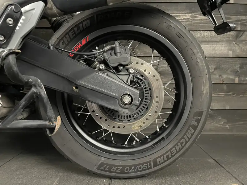 Moto Guzzi V 85 TT - foto 6