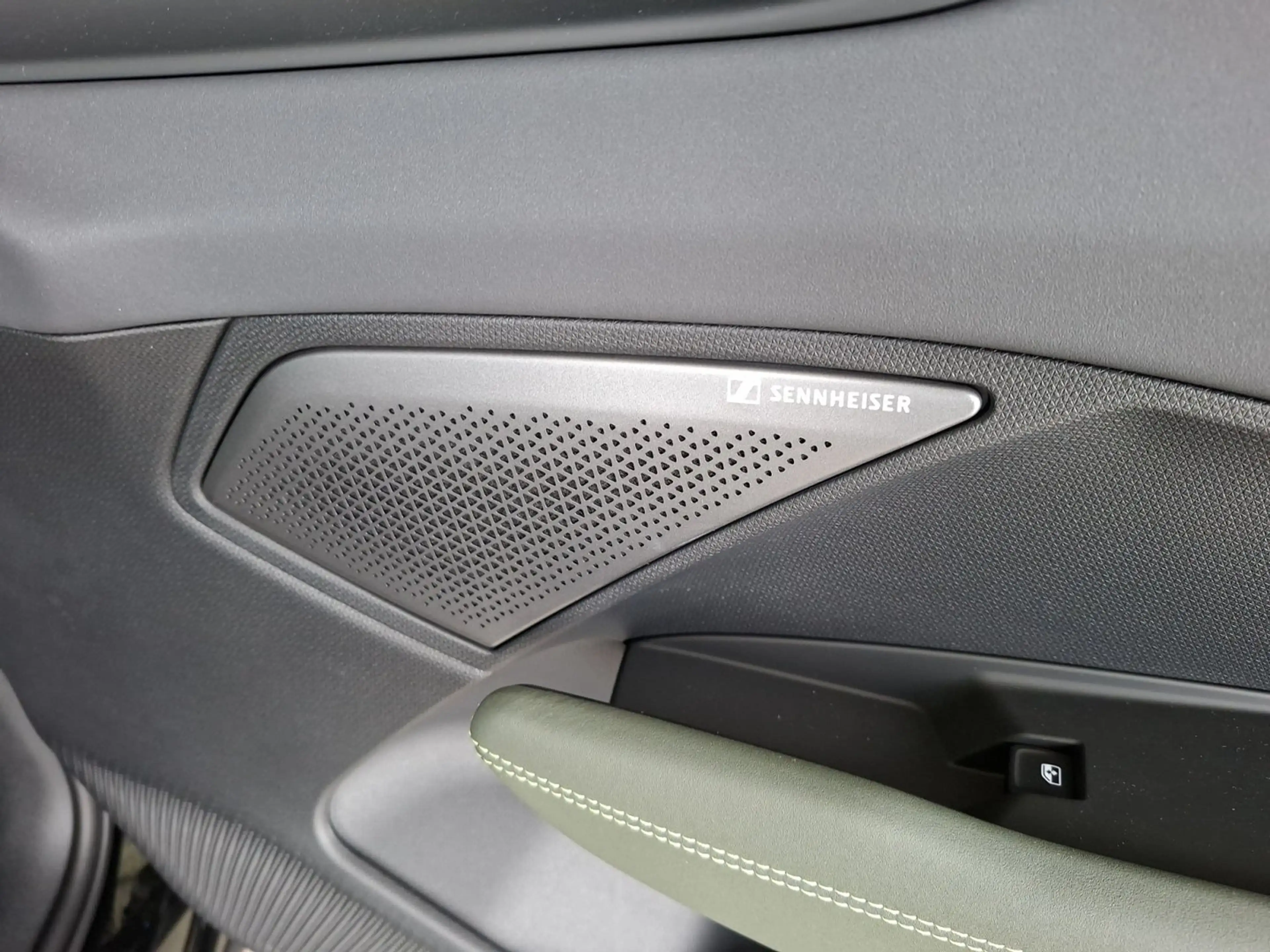 CUPRA Terramar TRIBE 1.5 e-TSI 150 PS DSG — photo 13