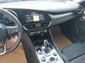 Alfa Romeo Giulia Veloce 2.2 Jtdm 210PS Aut Awd Schwarz - thumbnail 9