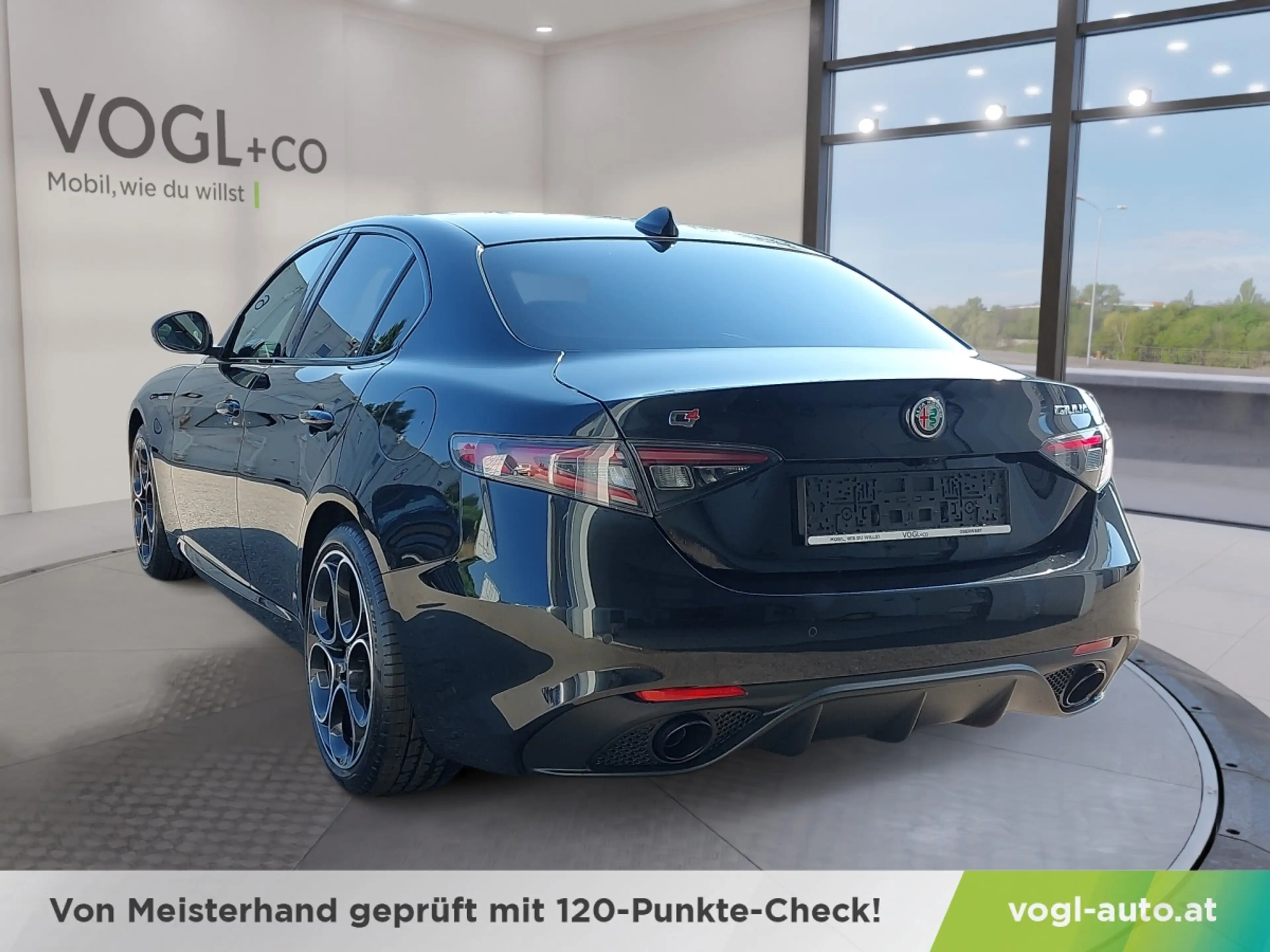 Alfa Romeo Giulia Veloce 2.2 Jtdm 210PS Aut Awd — photo 3