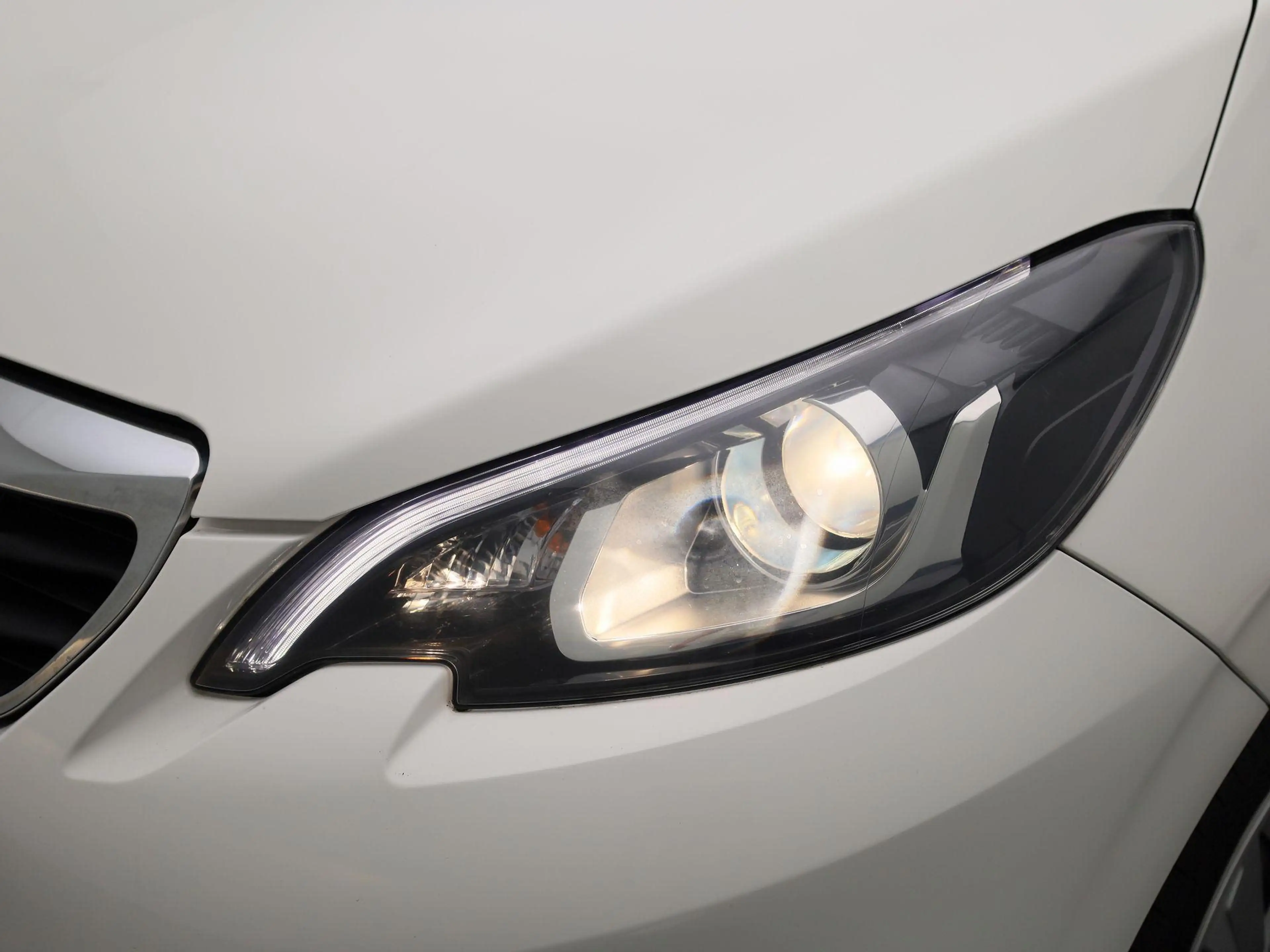 Peugeot 108 1.0 e-VTi Active | Airco | Bluetooth | Bi-xenon | — photo 15