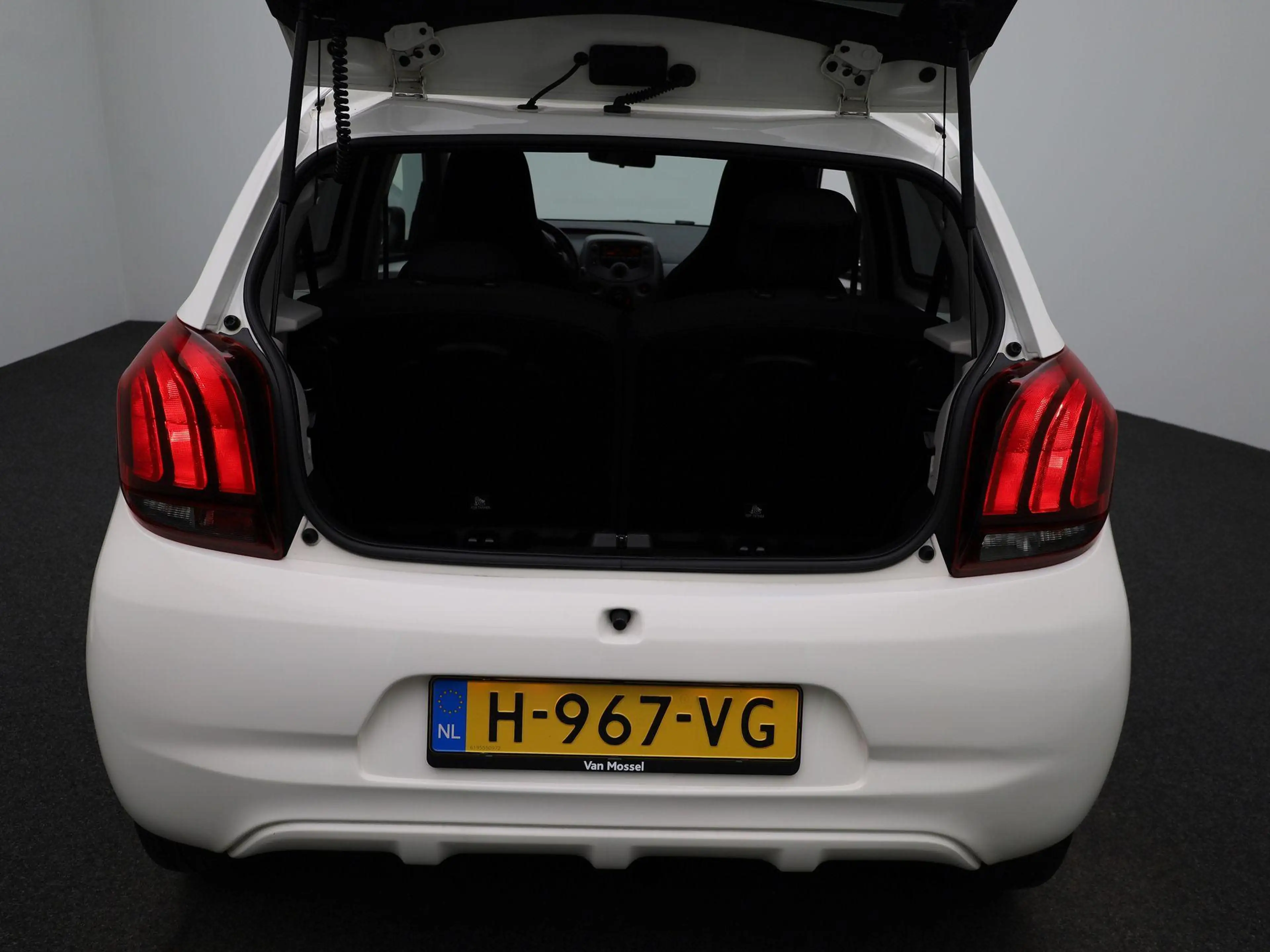 Peugeot 108 1.0 e-VTi Active | Airco | Bluetooth | Bi-xenon | — photo 13