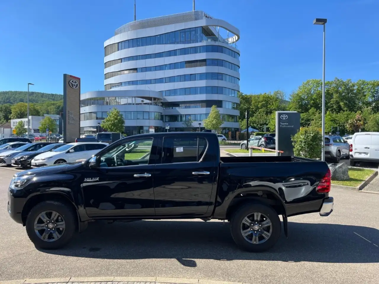 Toyota Hilux Double Cab Comfort 4x4 2.8 D-4D EU6d 6