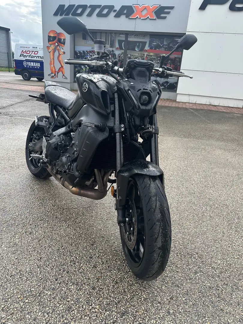 Yamaha MT-09 Noir - 2