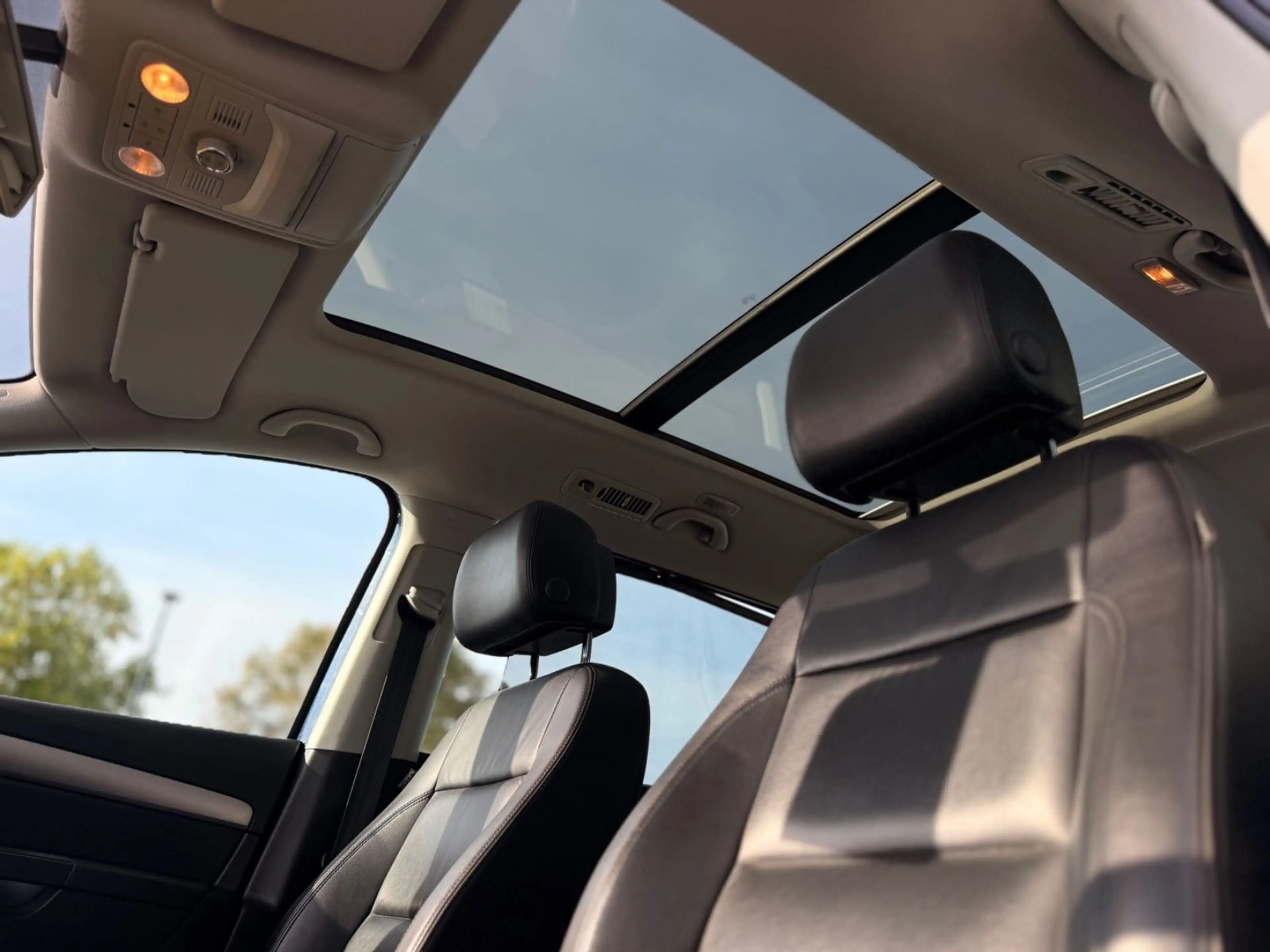 Volkswagen Sharan Highline 2.0 TDI DSG Navi Pano. 7 Sitzer — photo 10