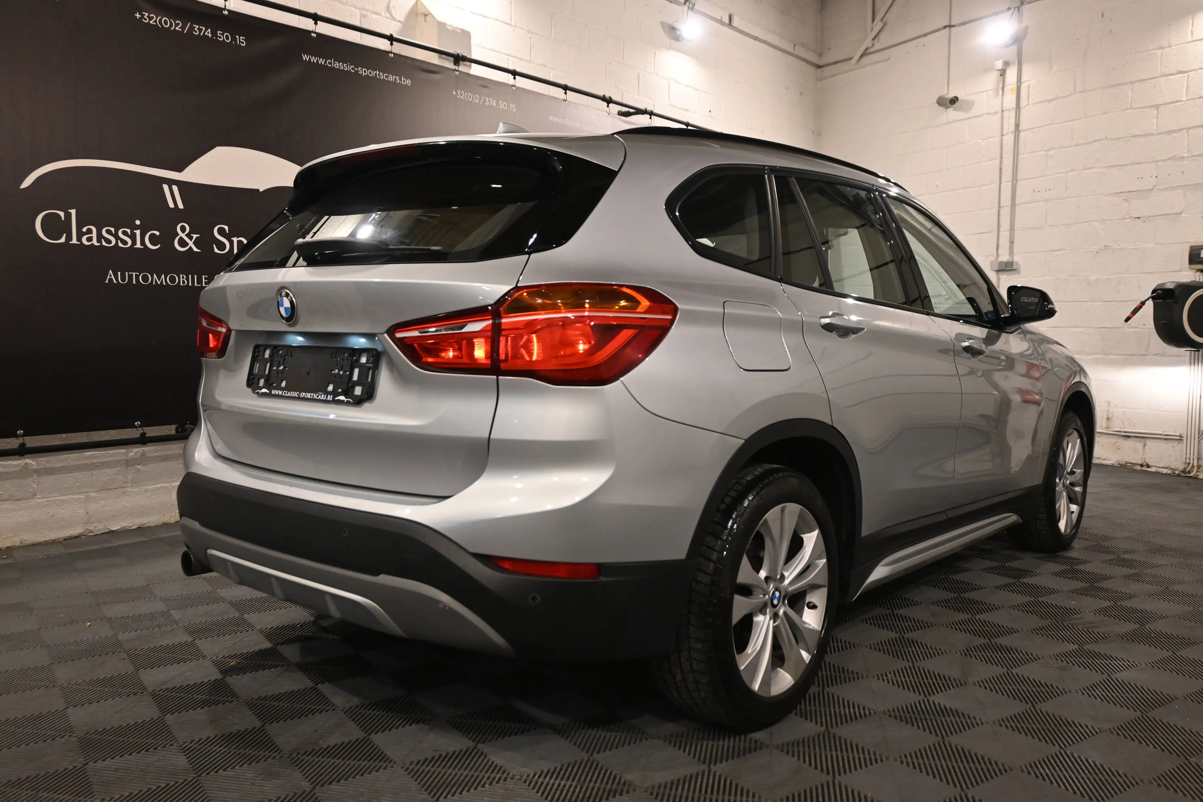 BMW X1 X1 1.5i sDrive18 PACK SPORT / BLUETOOTH / TELEPHONE / COFFRE ELECTRIQUE / CARNET COMPLET BMW !! — photo 5