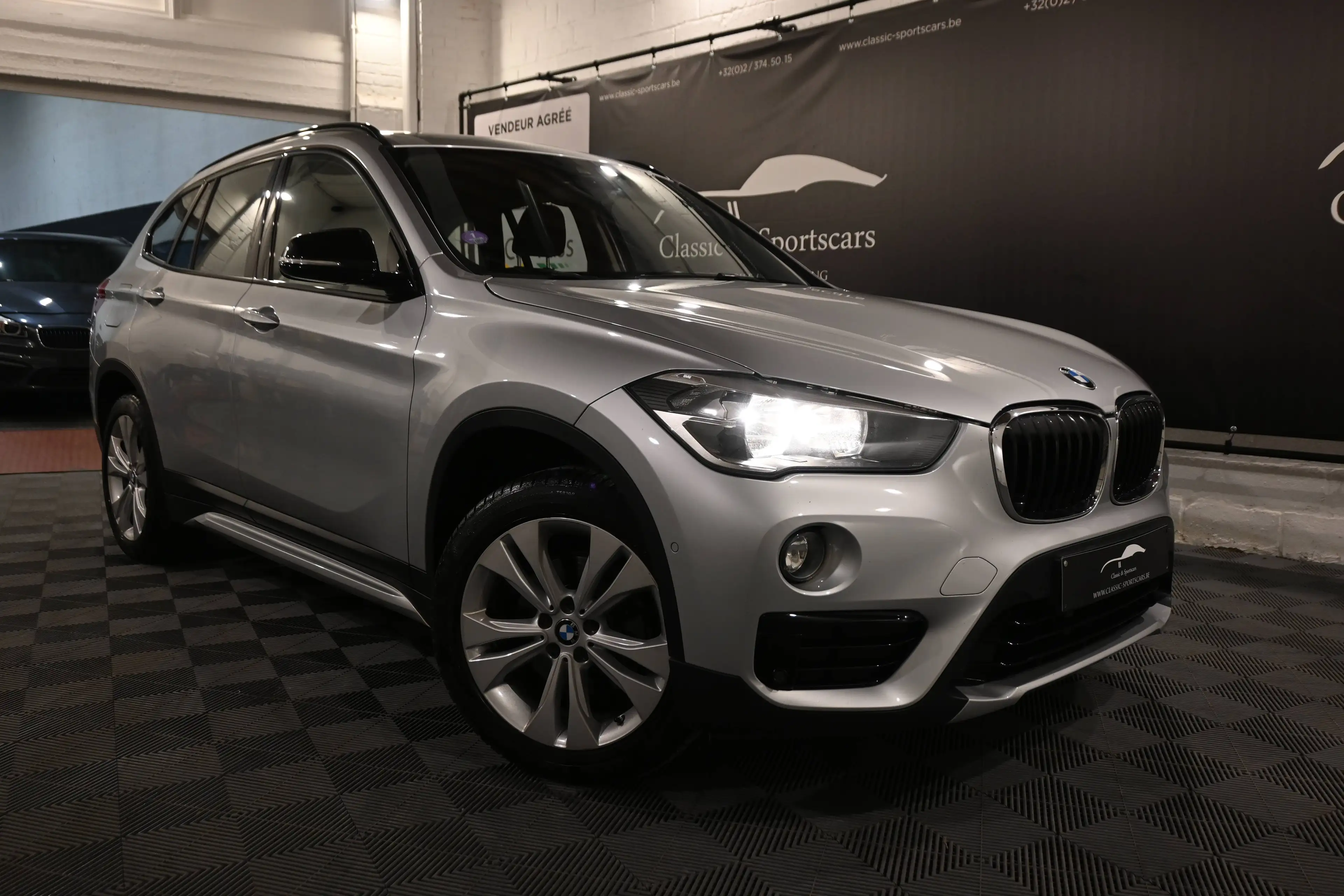 BMW X1 X1 1.5i sDrive18 PACK SPORT / BLUETOOTH / TELEPHONE / COFFRE ELECTRIQUE / CARNET COMPLET BMW !! — photo 2
