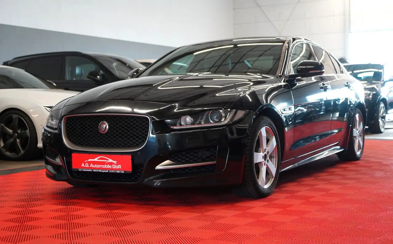 Jaguar XE