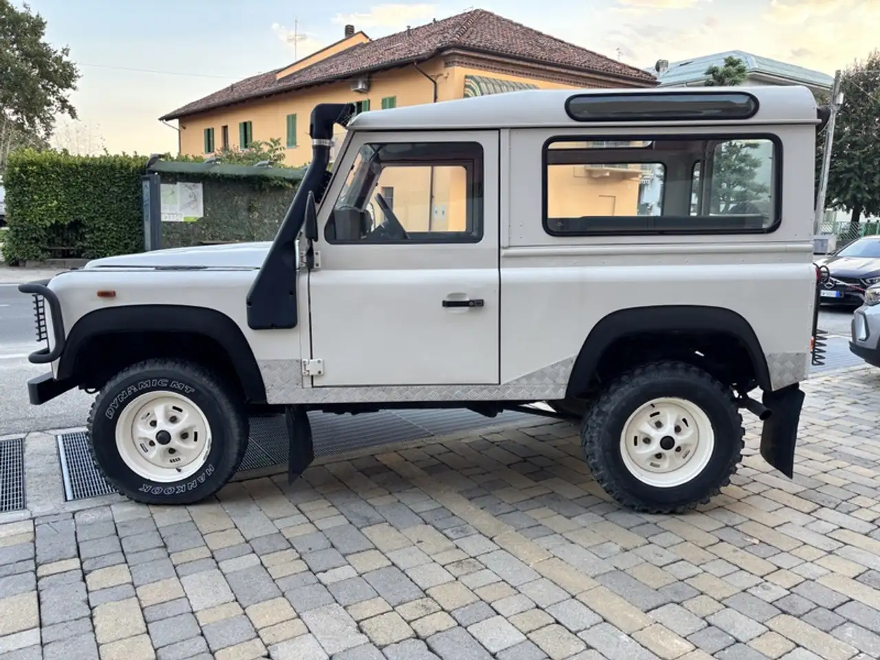Land Rover Defender 90 2.5 td Defender Turbo Autocarro, foto 3