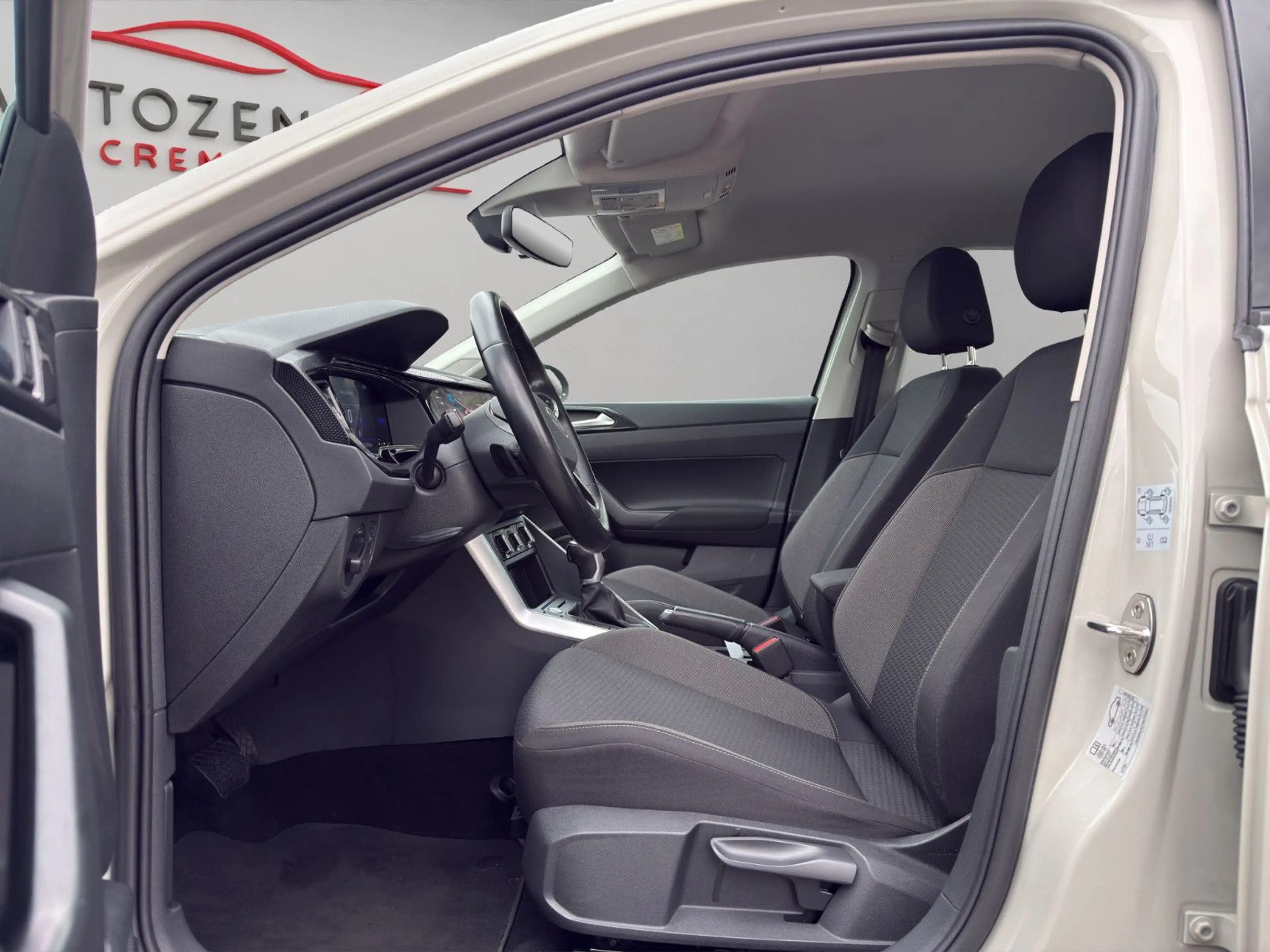 Volkswagen Taigo 1.0 TSI DSG LED PDC ACC VICO DAB KEYLESS — photo 9