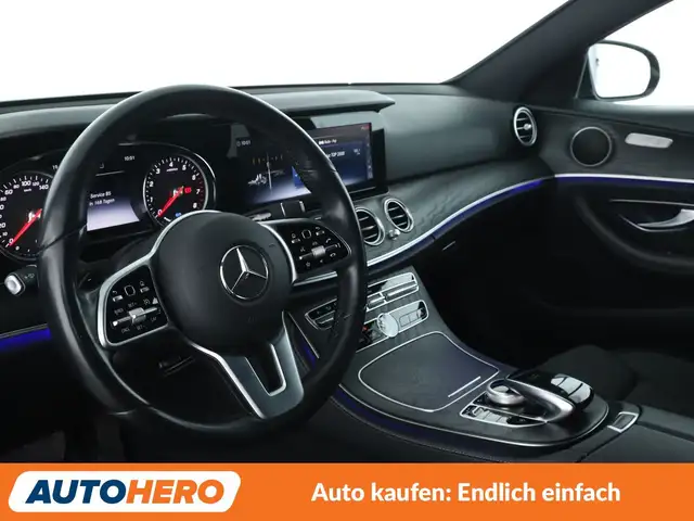 Mercedes-Benz E view 11