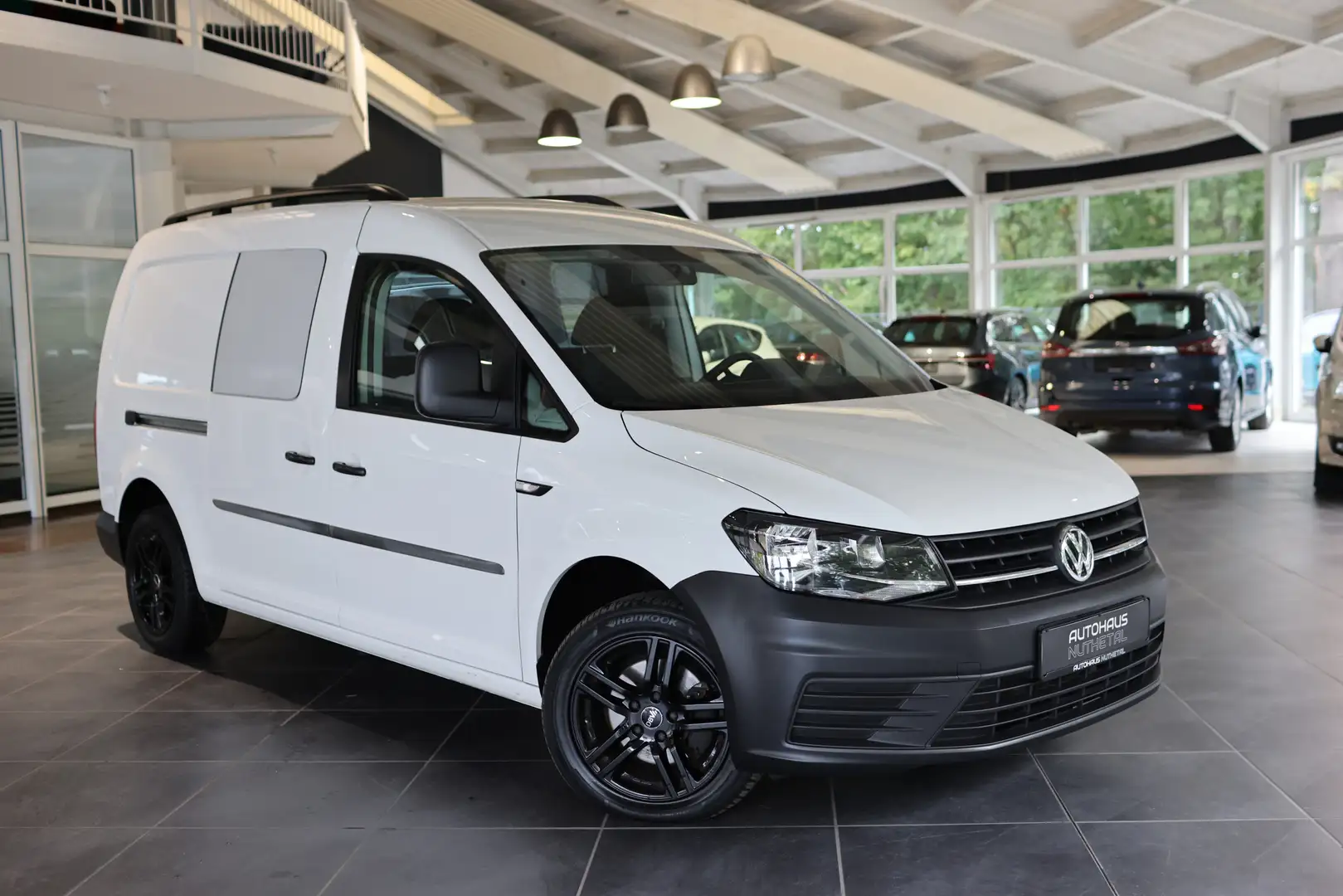 Volkswagen Caddy Maxi 2,0 TDI ECOPROFI BMT HECKTÃREN KLIMA Blanc - 1