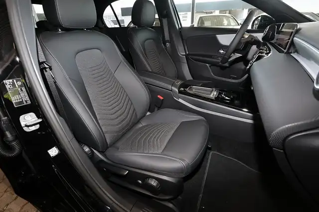 Mercedes-Benz A-Class view 4