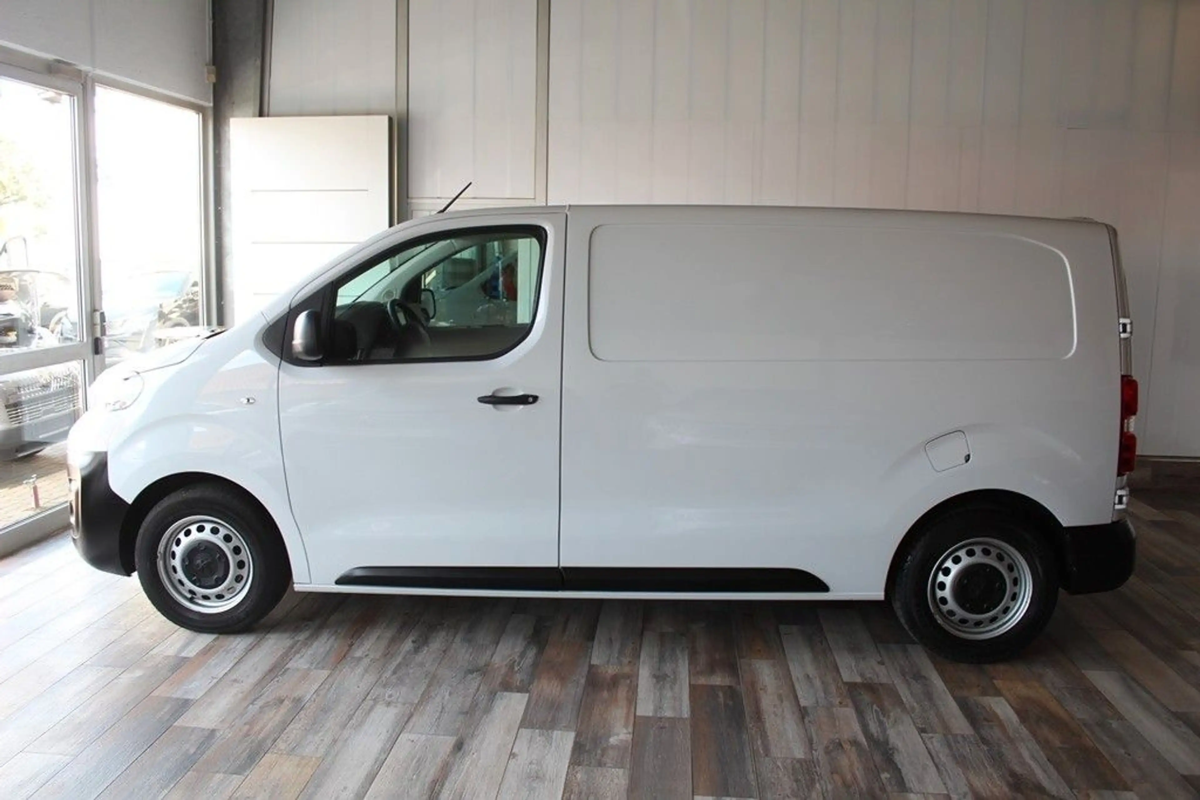 Peugeot Expert KW L2 1.5 BlueHdi 120 Premium *DAB*KLIMA — photo 6