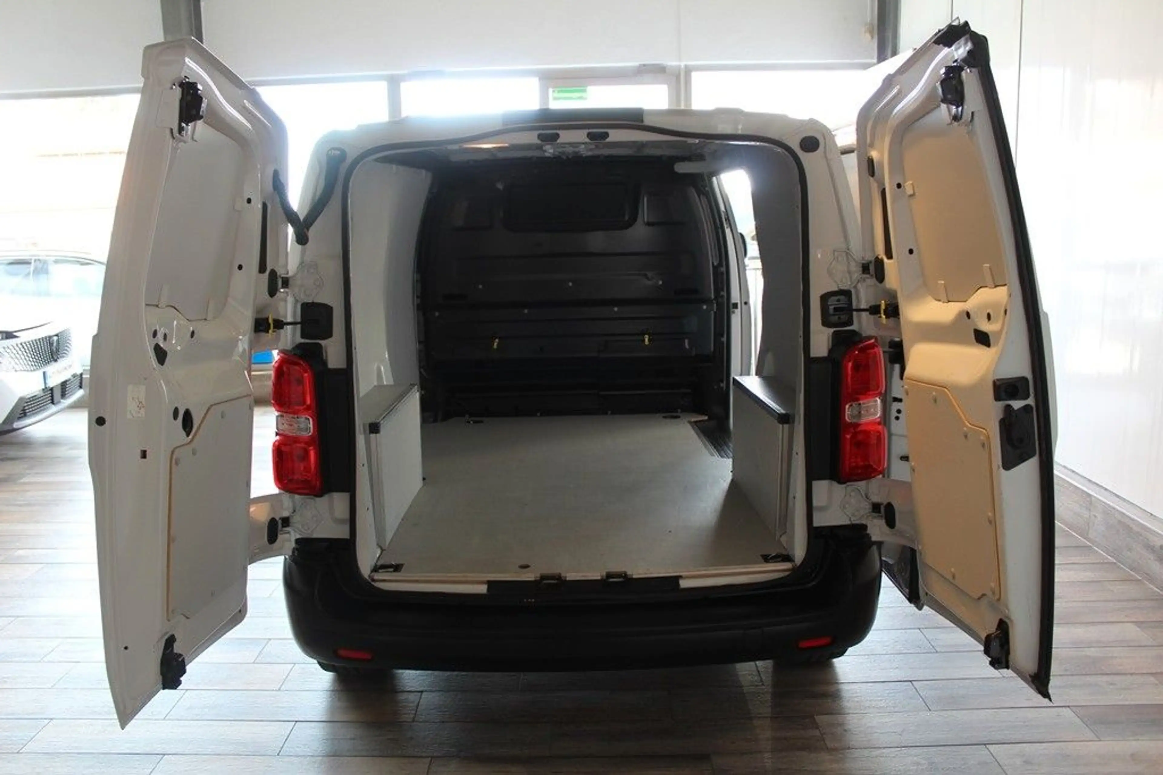 Peugeot Expert KW L2 1.5 BlueHdi 120 Premium *DAB*KLIMA — photo 12